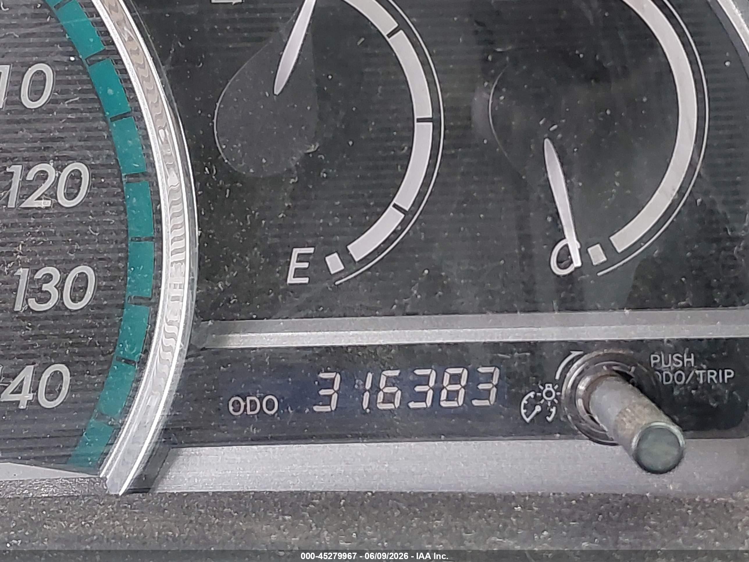 2010 Toyota Venza   Серебряный vin: 4T3ZA3BB4AU038039