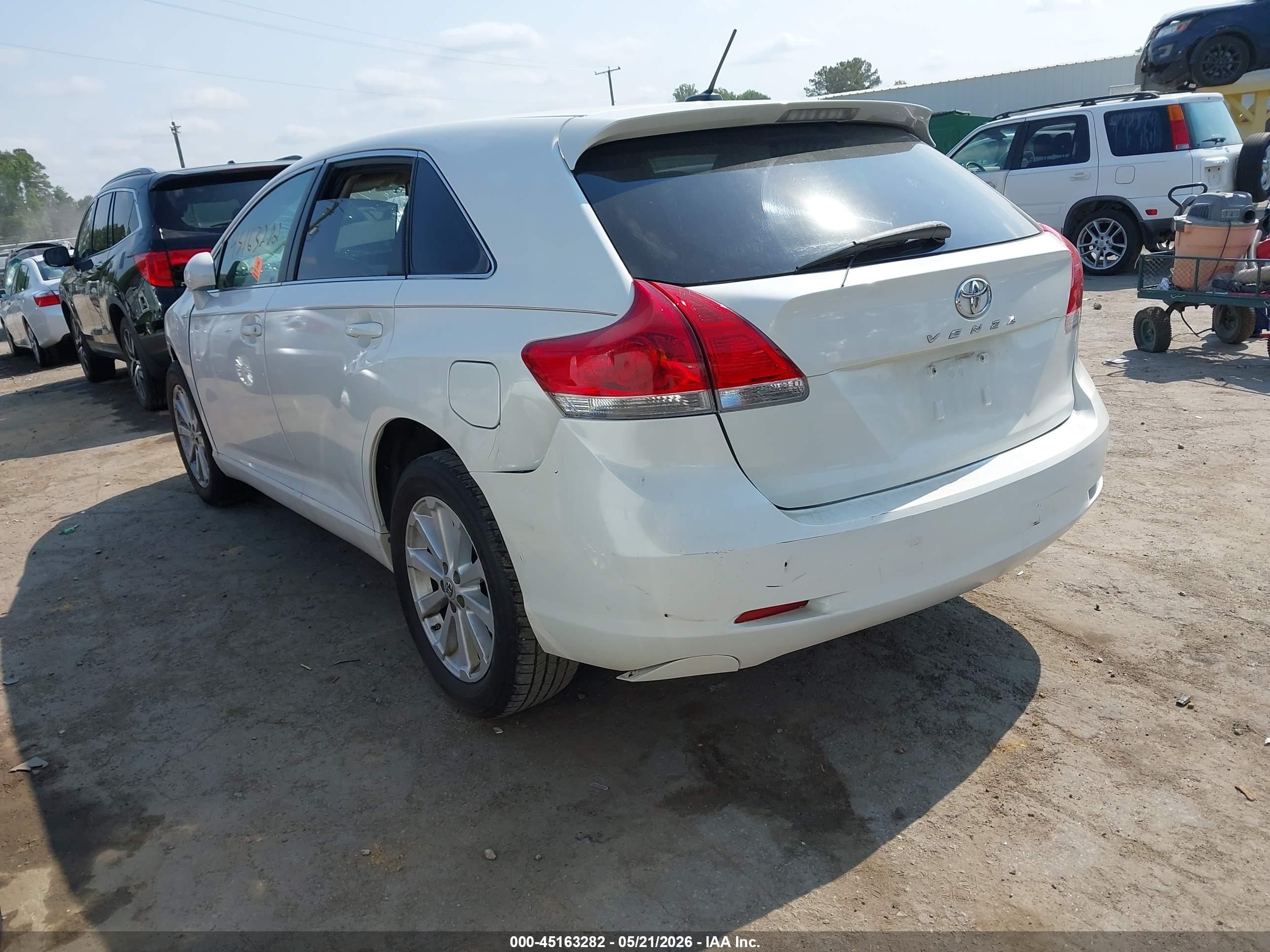 2011 Toyota Venza   White vin: 4T3ZA3BB4BU052766