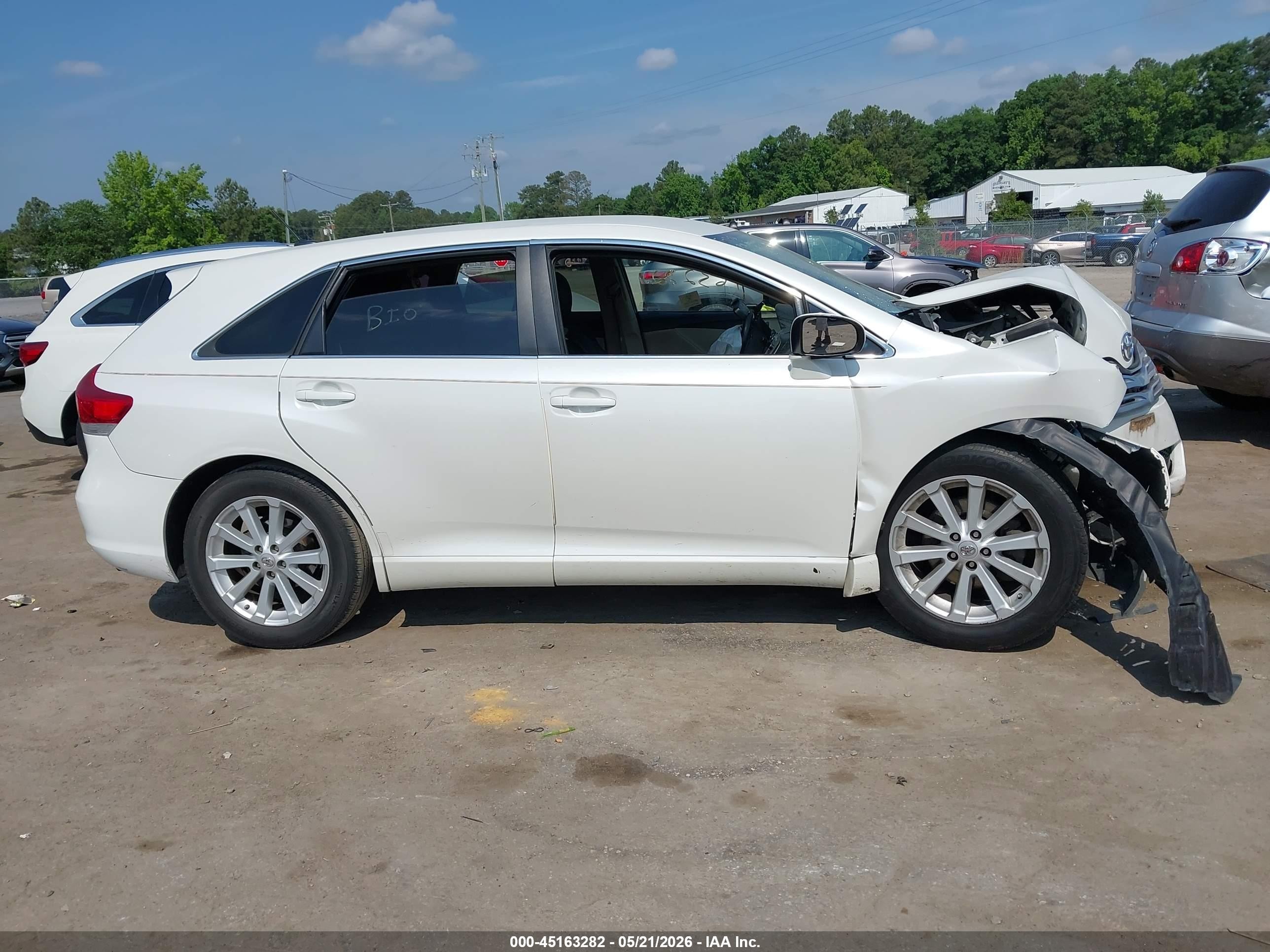 2011 Toyota Venza   White vin: 4T3ZA3BB4BU052766