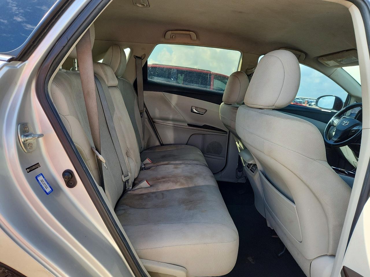 2012 Toyota Venza Le Silver vin: 4T3ZA3BB4CU058150