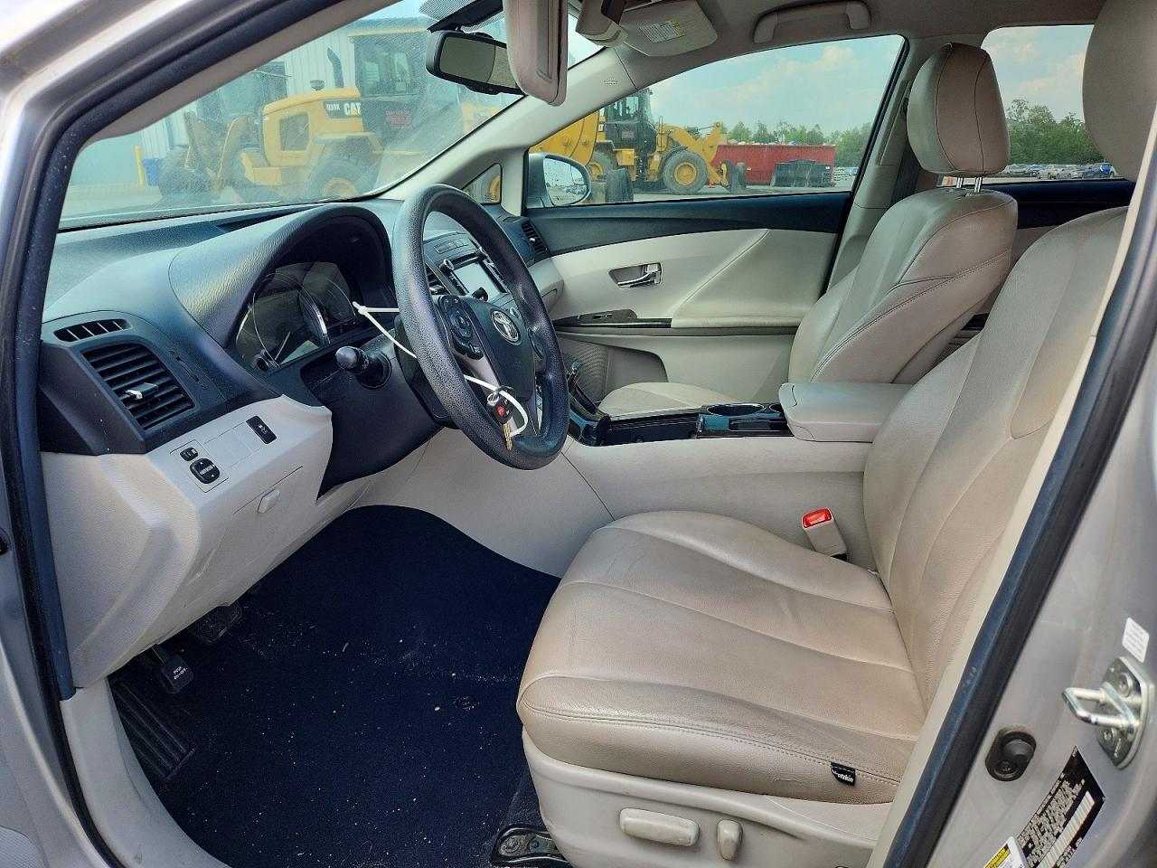 2013 Toyota Venza Le Silver vin: 4T3ZA3BB4DU073801