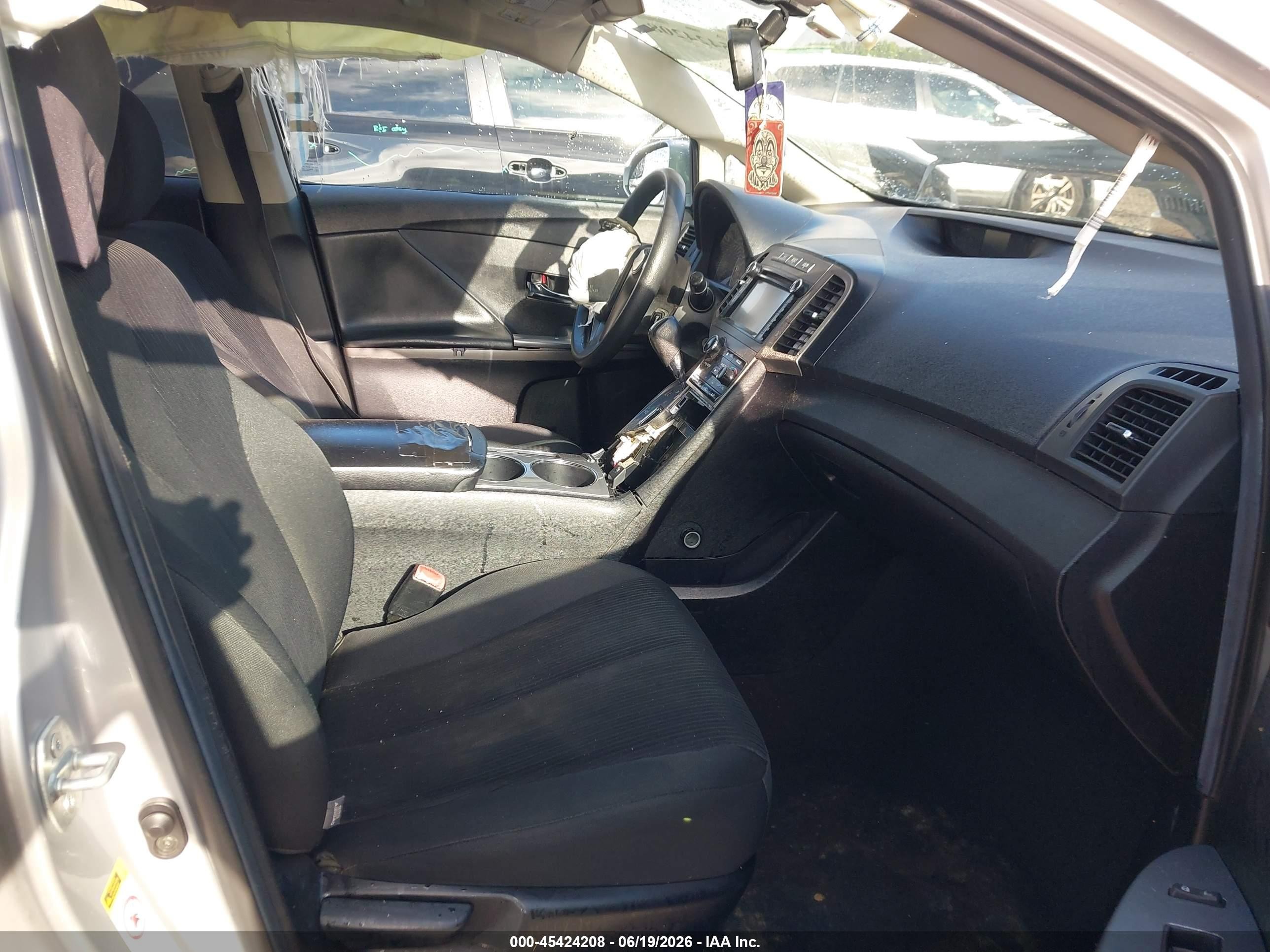 2013 Toyota Venza Le Silver vin: 4T3ZA3BB4DU079162