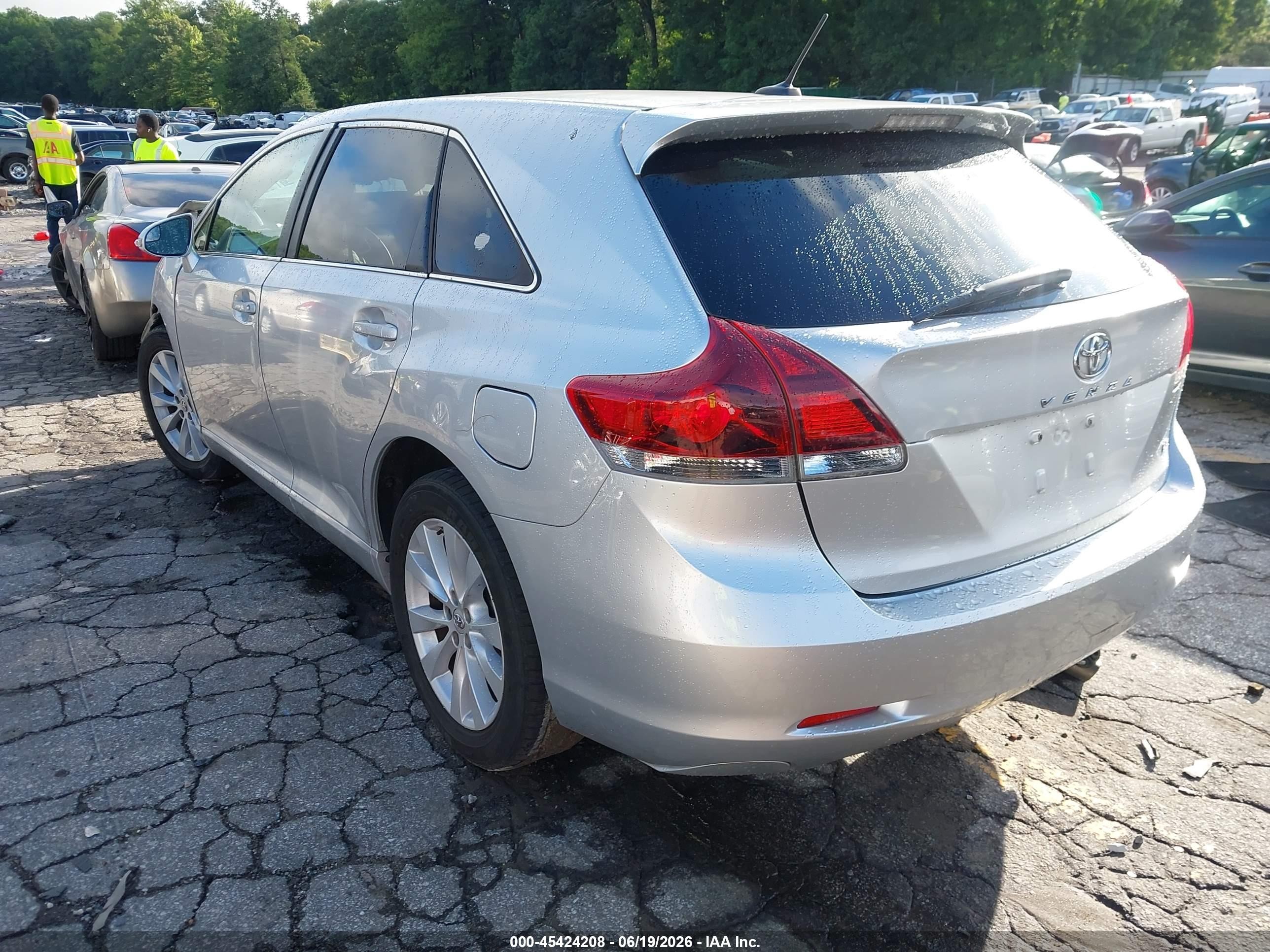 2013 Toyota Venza Le Silver vin: 4T3ZA3BB4DU079162