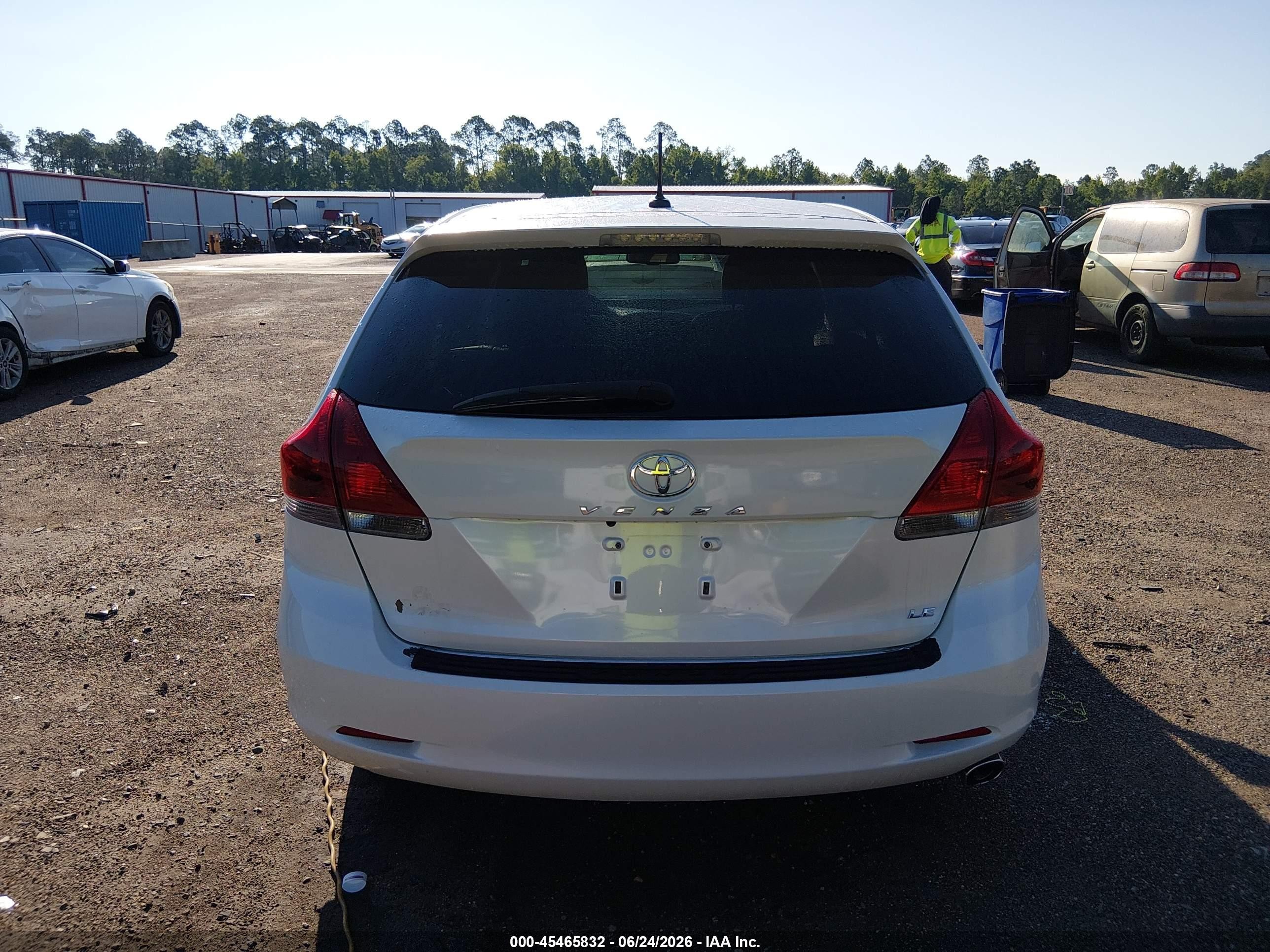 2014 Toyota Venza Le White vin: 4T3ZA3BB4EU089188