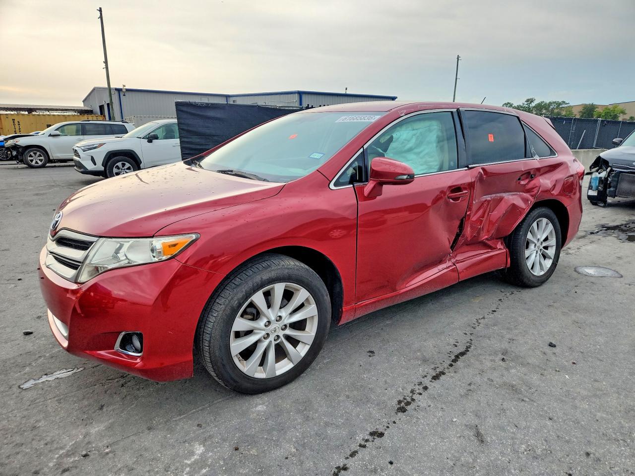 2013 Toyota Venza Le Красный vin: 4T3ZA3BB5DU064198
