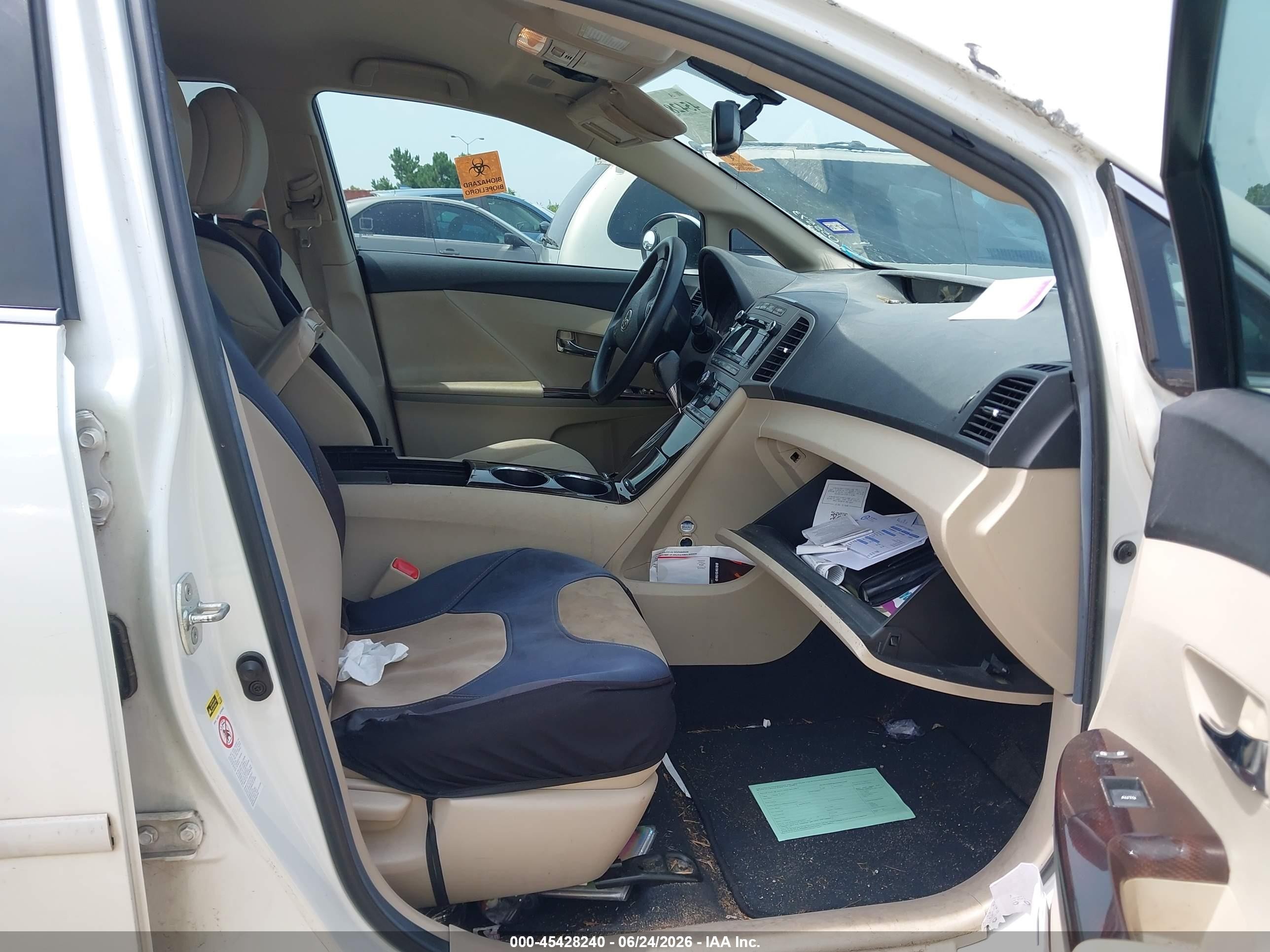 2012 Toyota Venza Le White vin: 4T3ZA3BB6CU055573