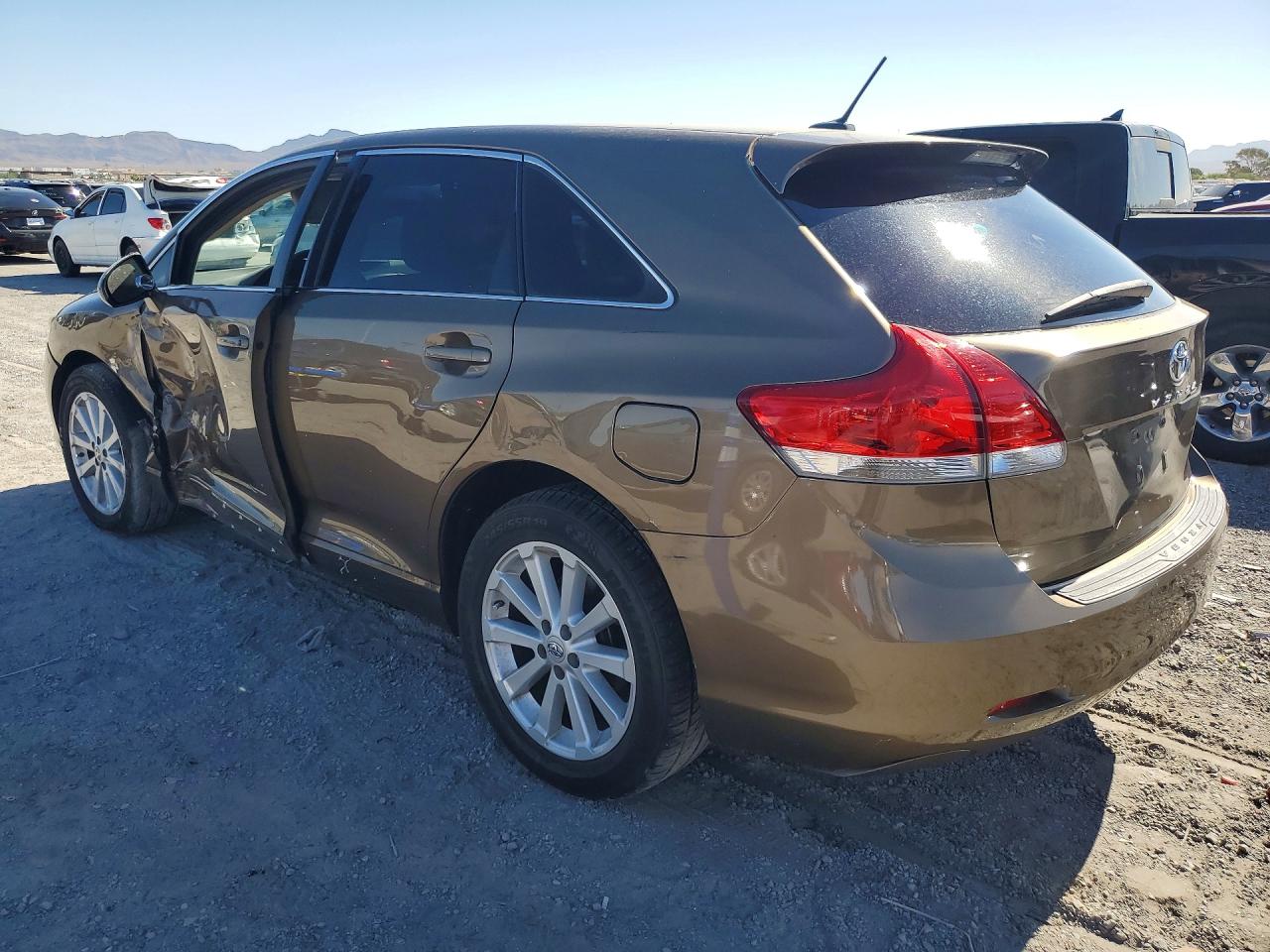 2012 Toyota Venza Le Brown vin: 4T3ZA3BB6CU061521