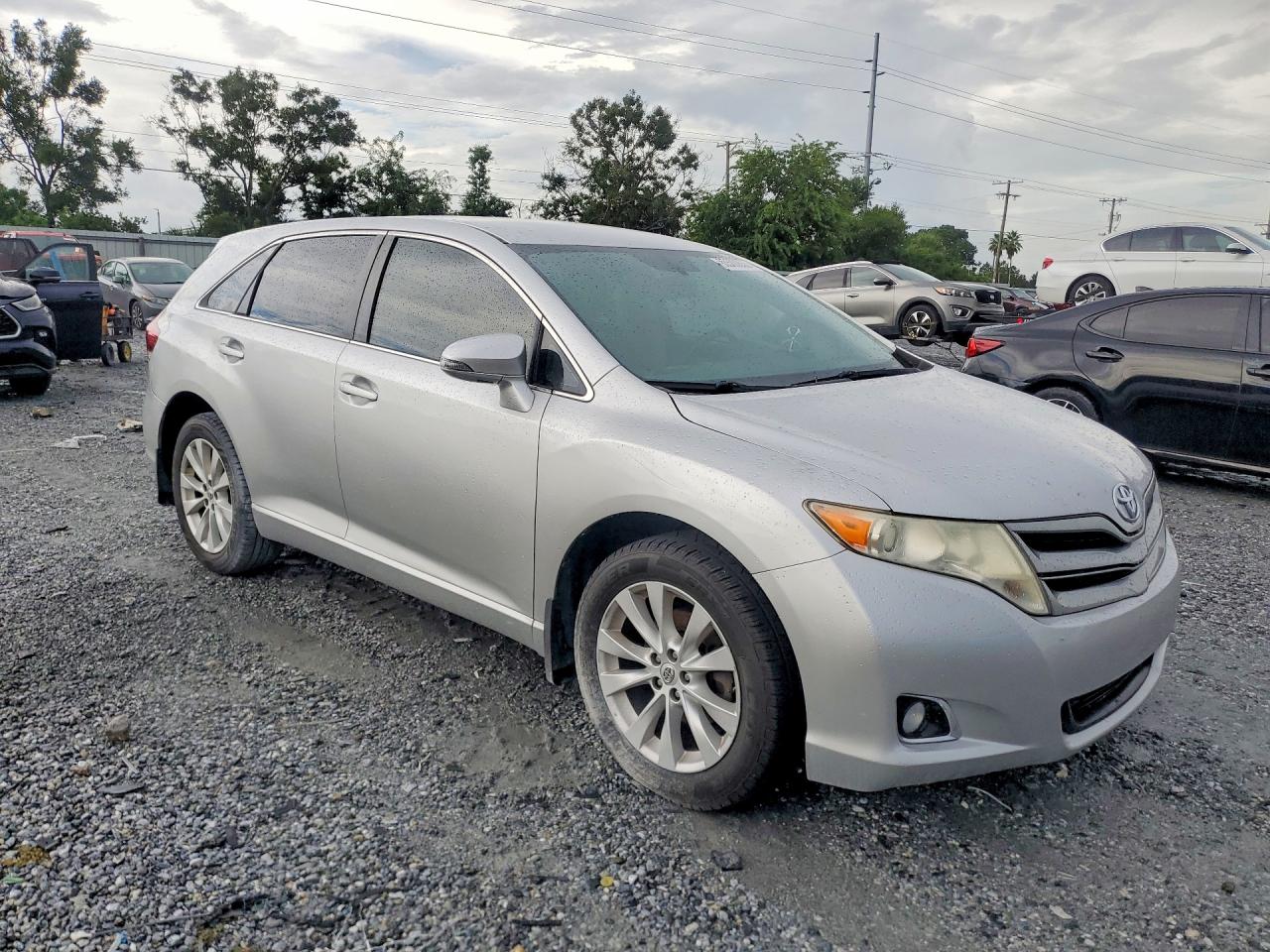 2013 Toyota Venza Le Silver vin: 4T3ZA3BB6DU077686