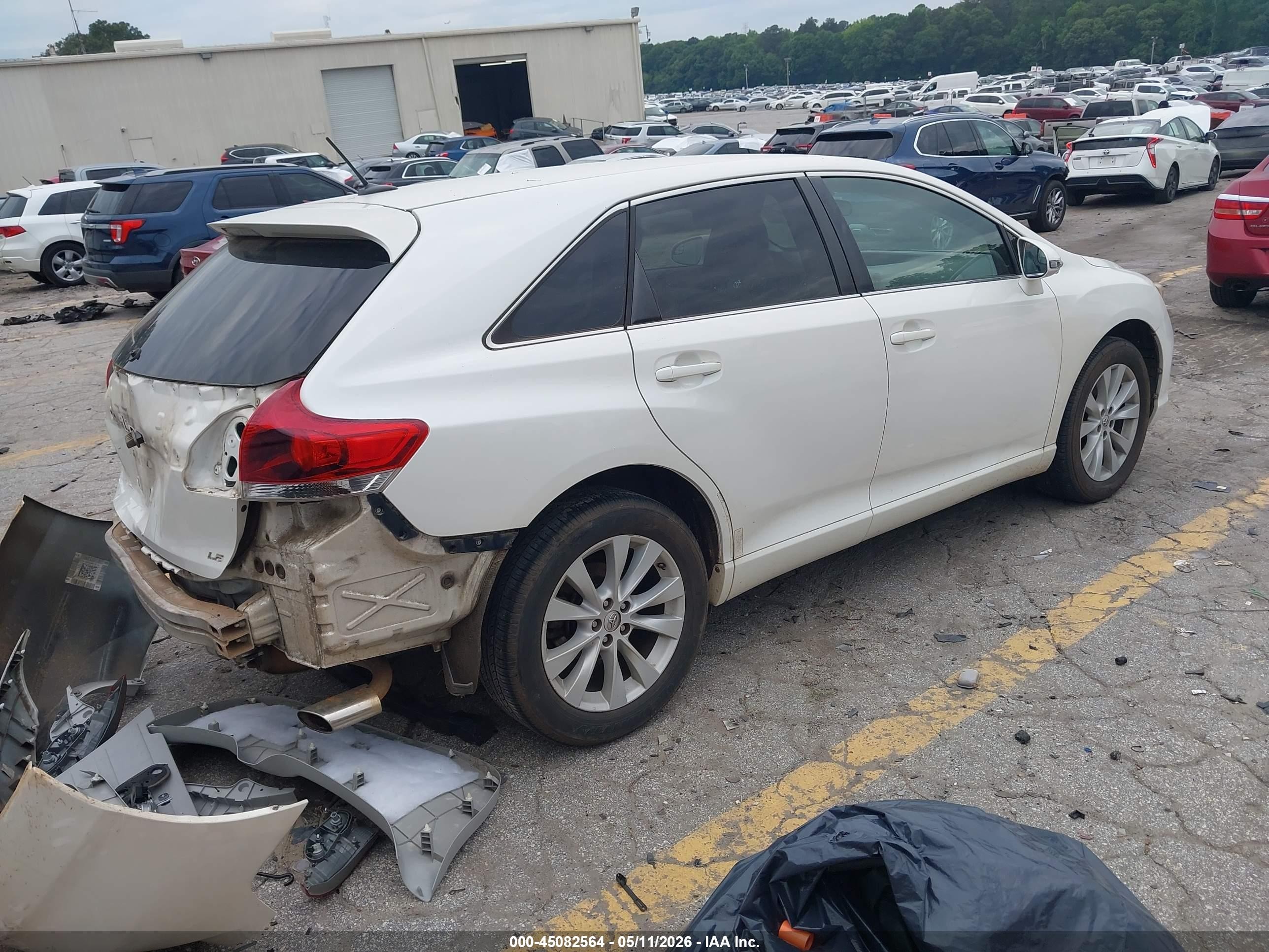 2015 Toyota Venza Le White vin: 4T3ZA3BB6FU092479
