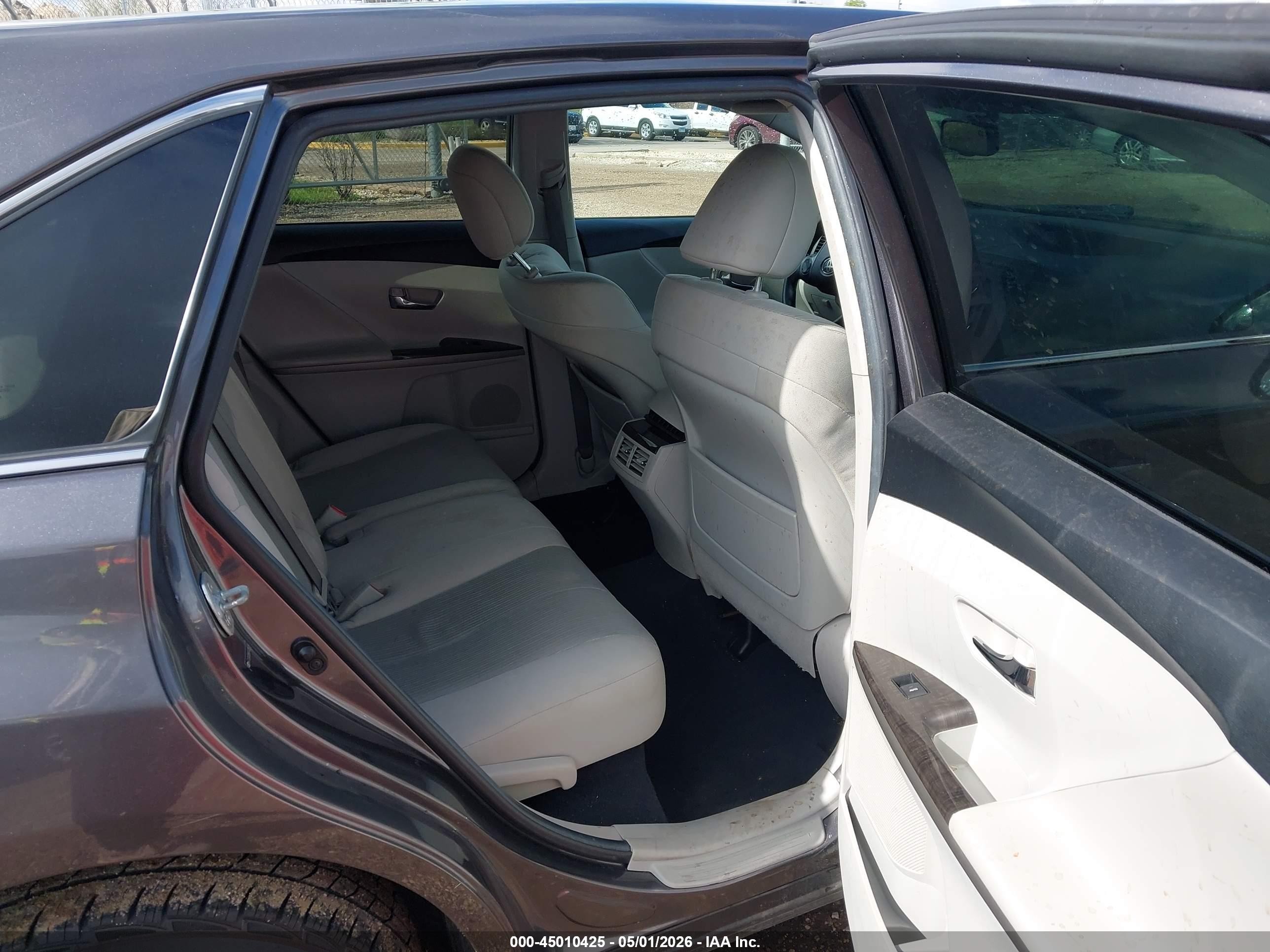 2015 Toyota Venza Le Gray vin: 4T3ZA3BB6FU094104