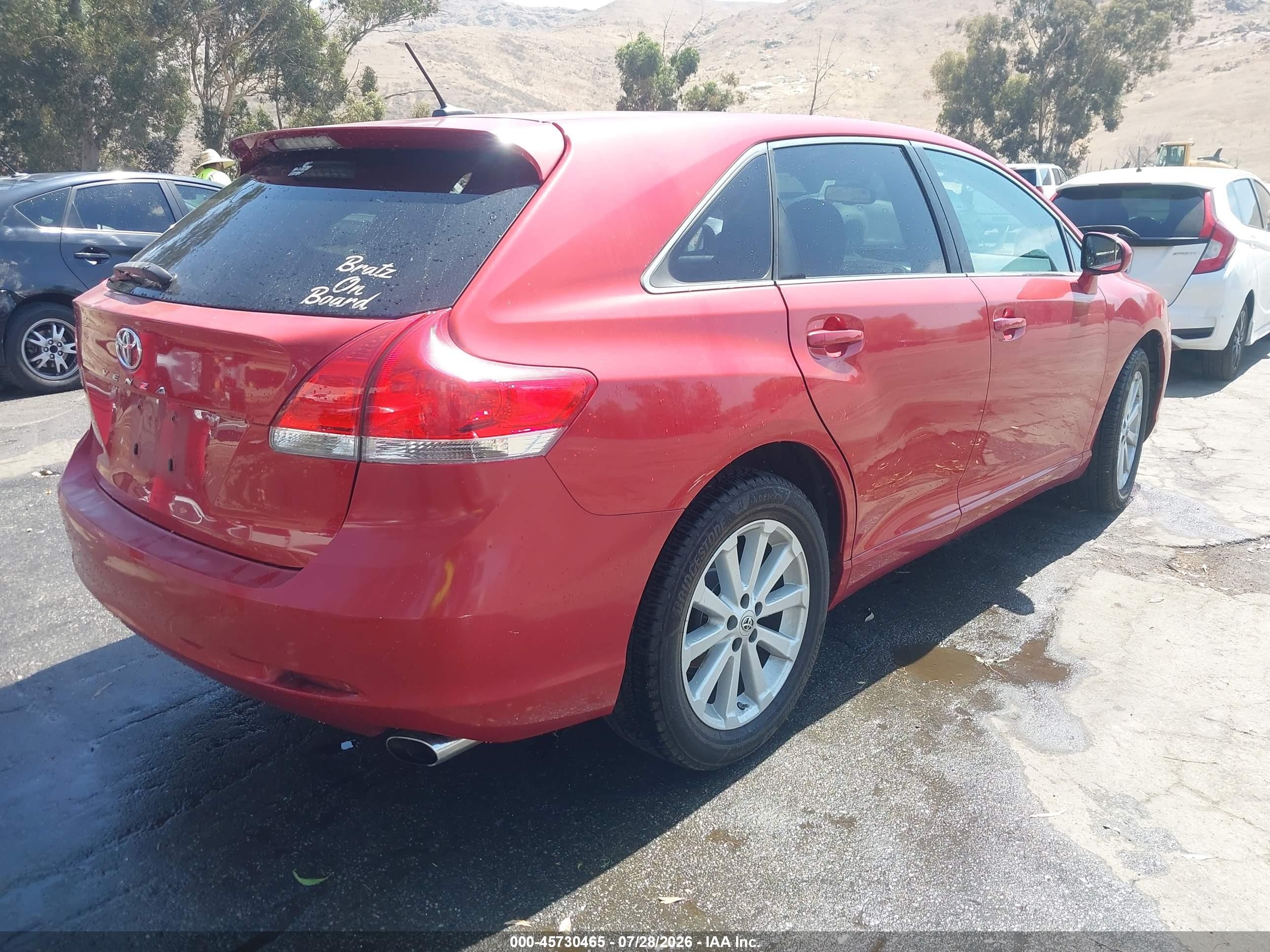 2011 Toyota Venza   Red vin: 4T3ZA3BB7BU040840