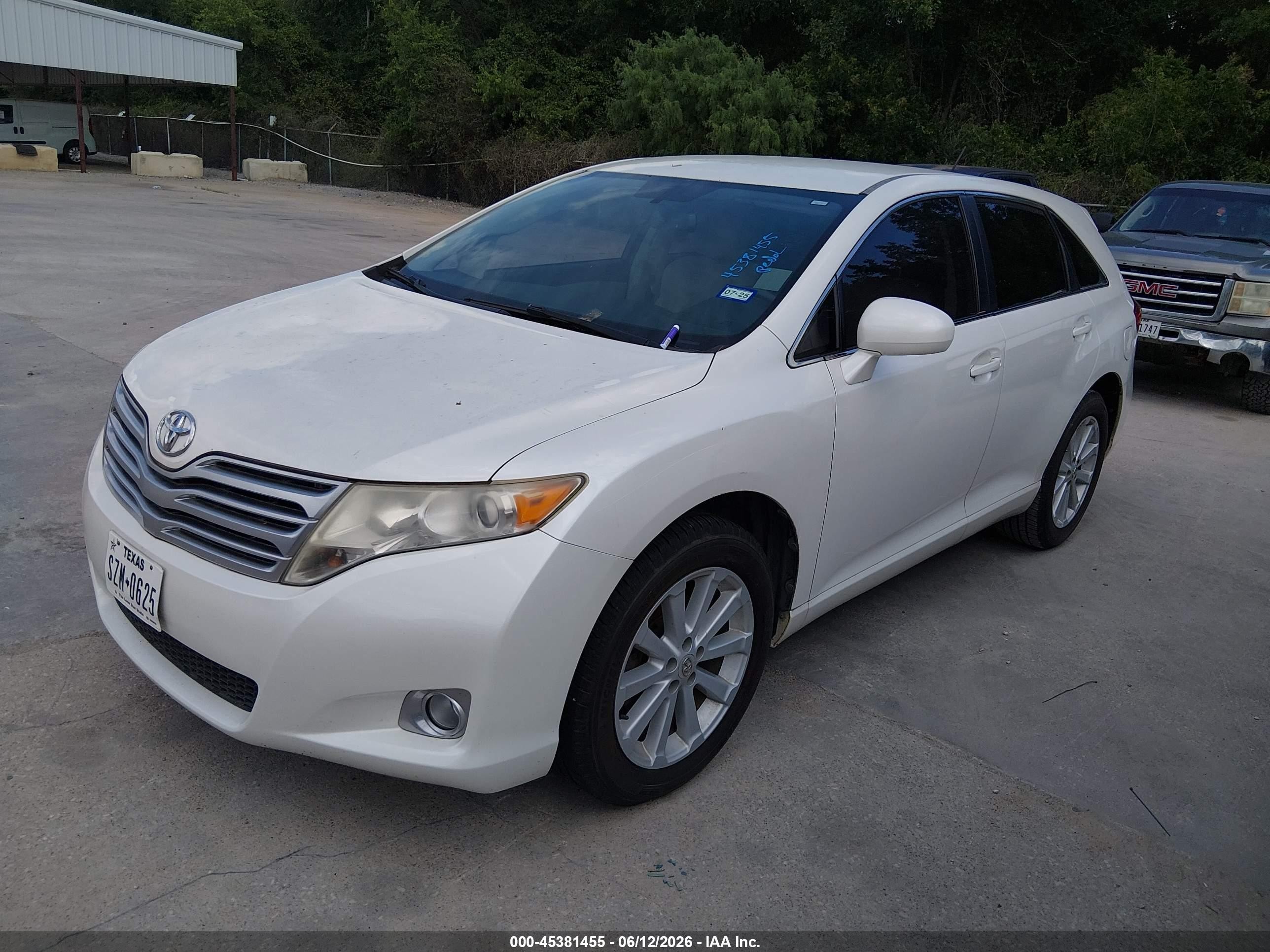 2011 Toyota Venza   White vin: 4T3ZA3BB7BU043852