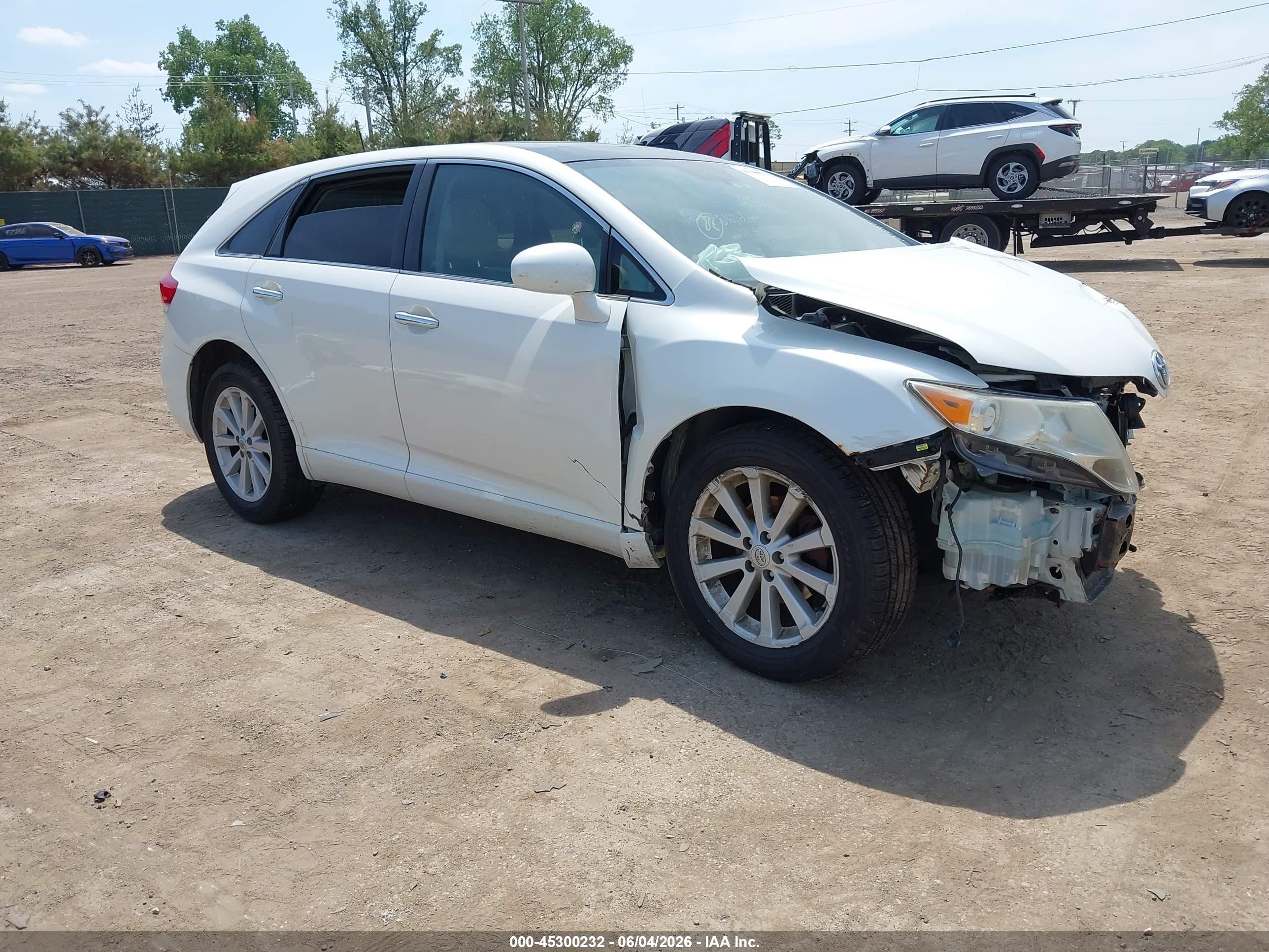 2010 Toyota Venza   White vin: 4T3ZA3BB8AU022233