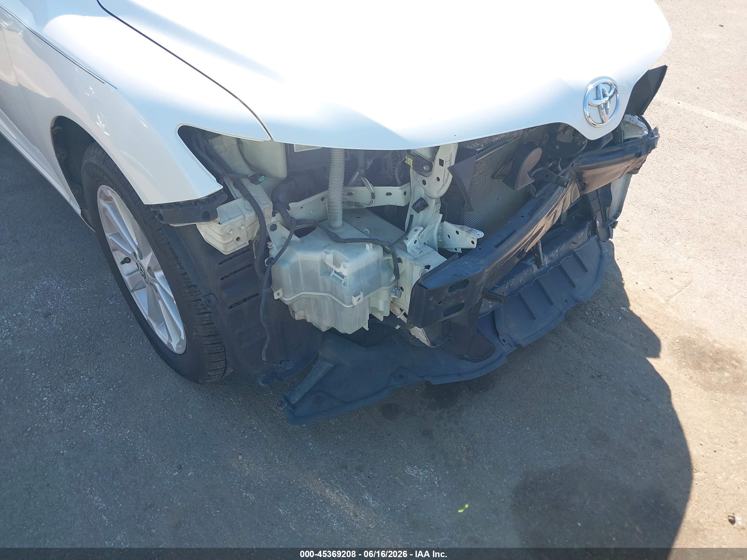 2010 Toyota Venza   White vin: 4T3ZA3BB8AU029022