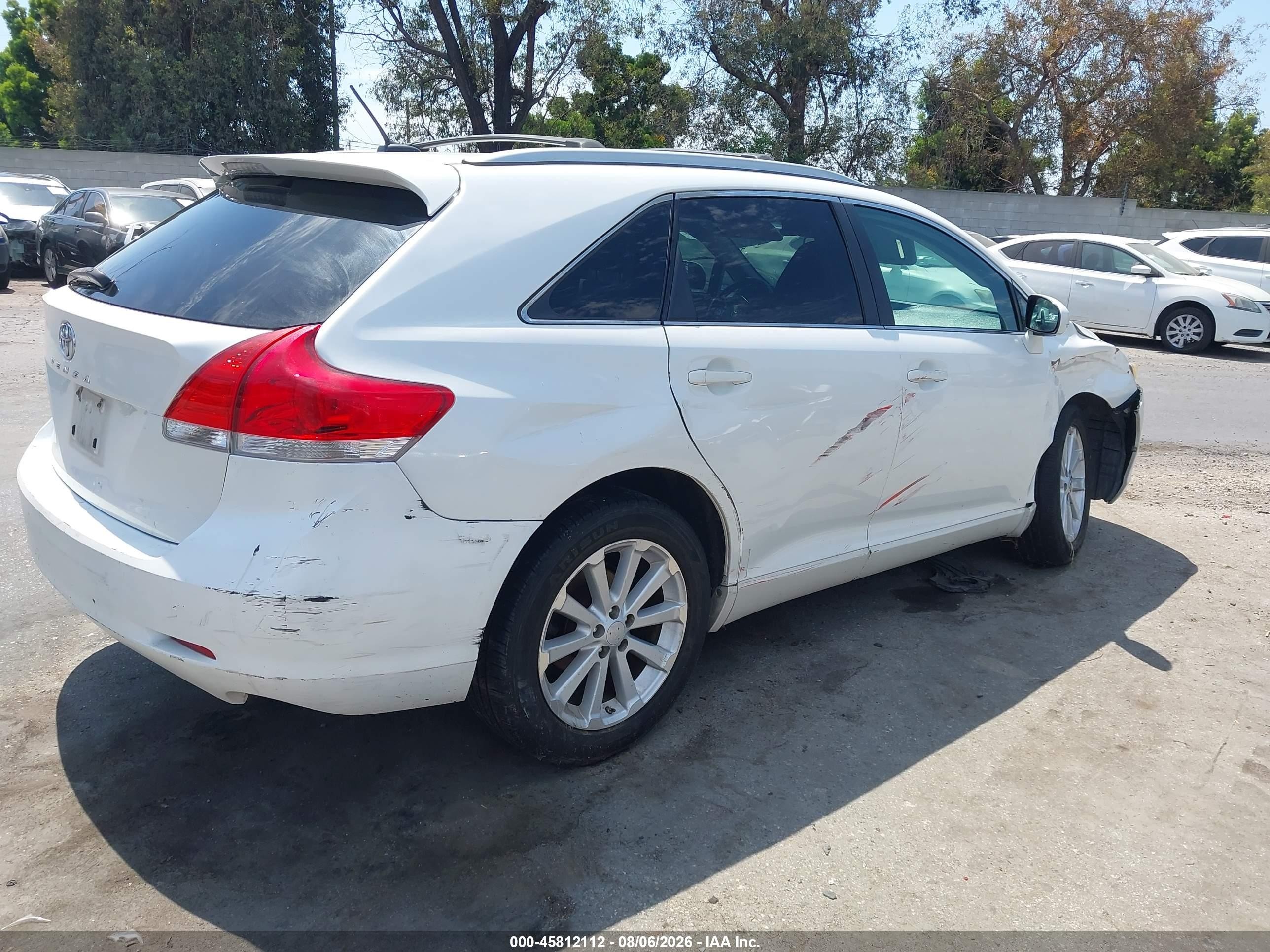 2010 Toyota Venza   White vin: 4T3ZA3BB8AU030249
