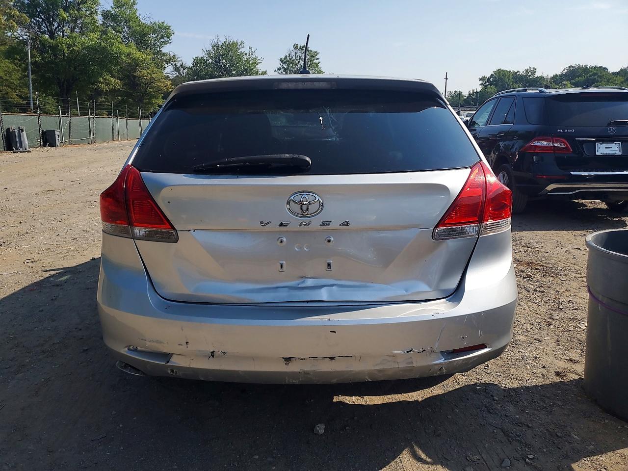 2010 Toyota Venza Fwd 4cyl Silver vin: 4T3ZA3BB8AU034107