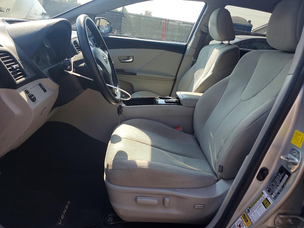 2010 Toyota Venza Fwd 4cyl Silver vin: 4T3ZA3BB8AU034107