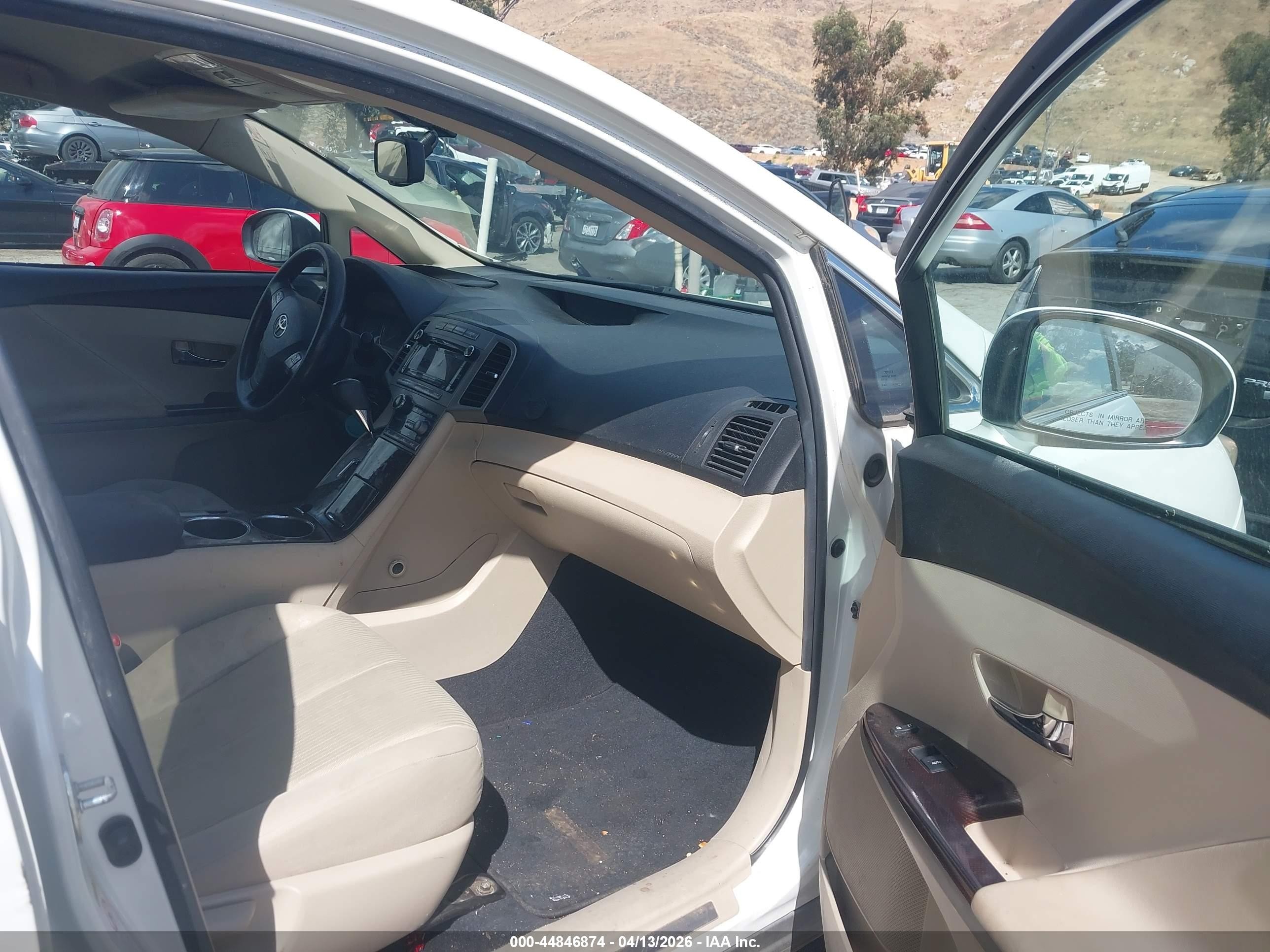 2011 Toyota Venza   White vin: 4T3ZA3BB8BU052074