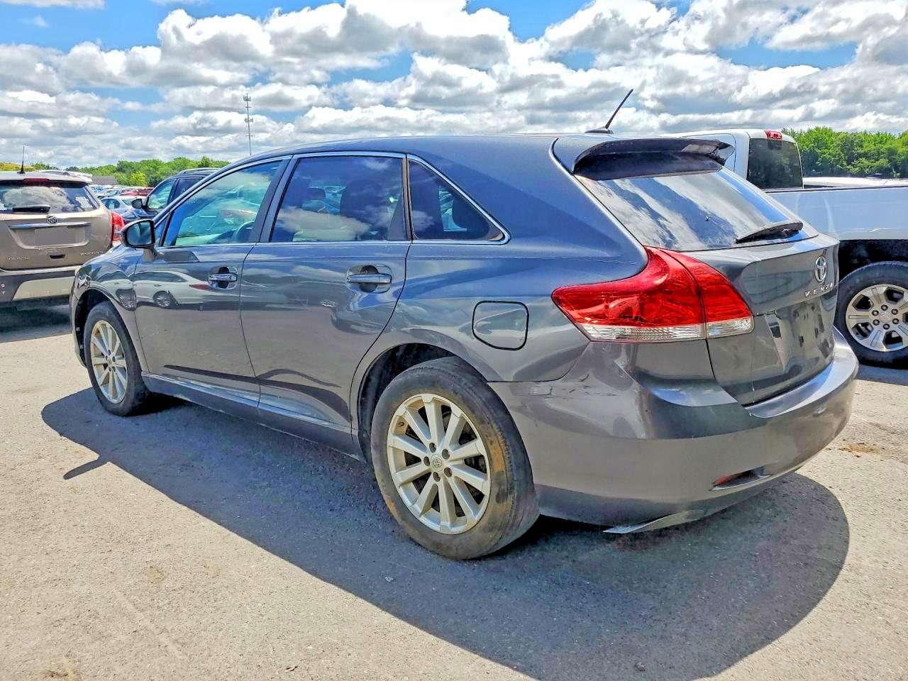 2012 Toyota Venza Le Gray vin: 4T3ZA3BB8CU061083