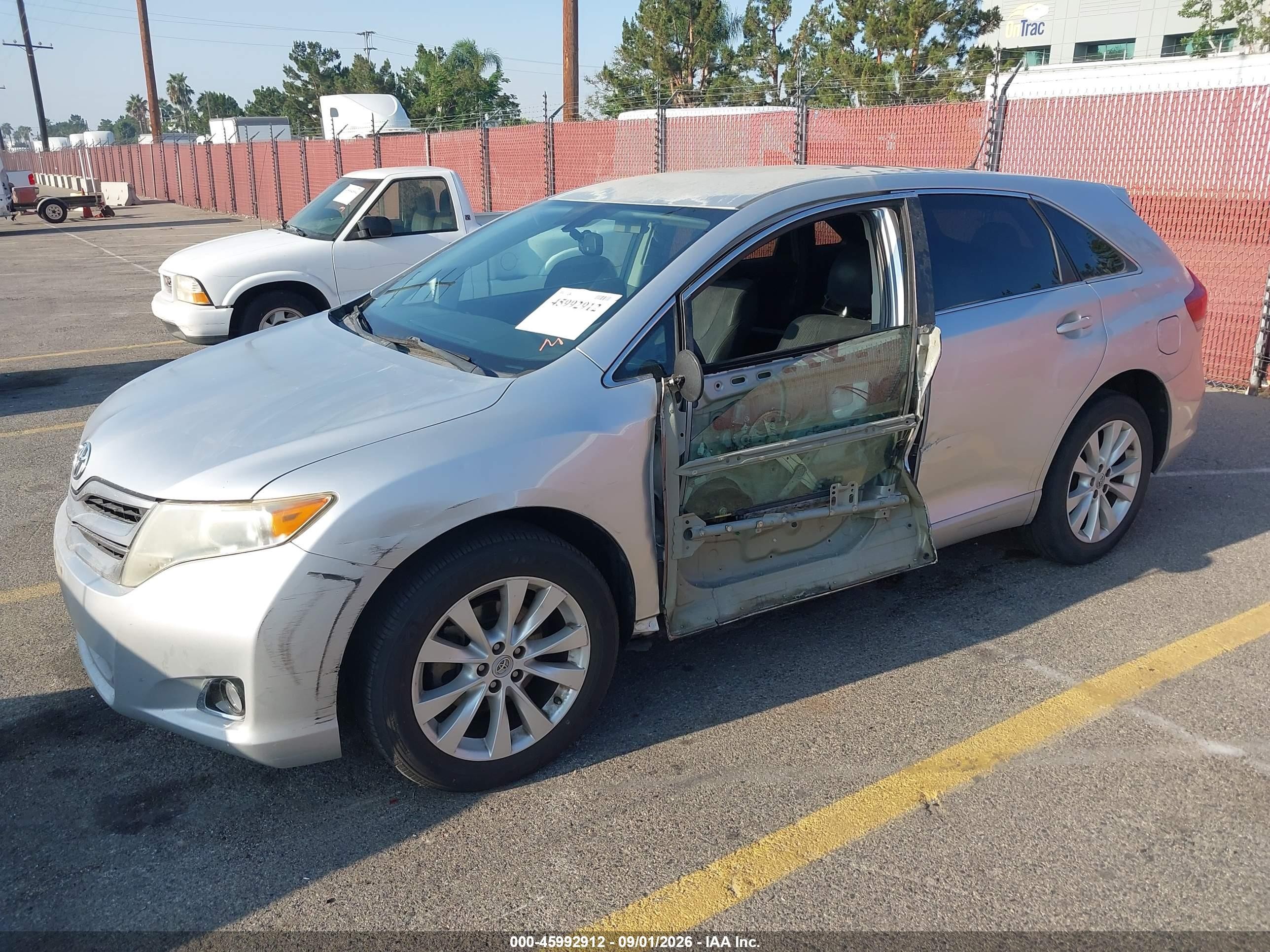 2013 Toyota Venza Le Silver vin: 4T3ZA3BB8DU069993