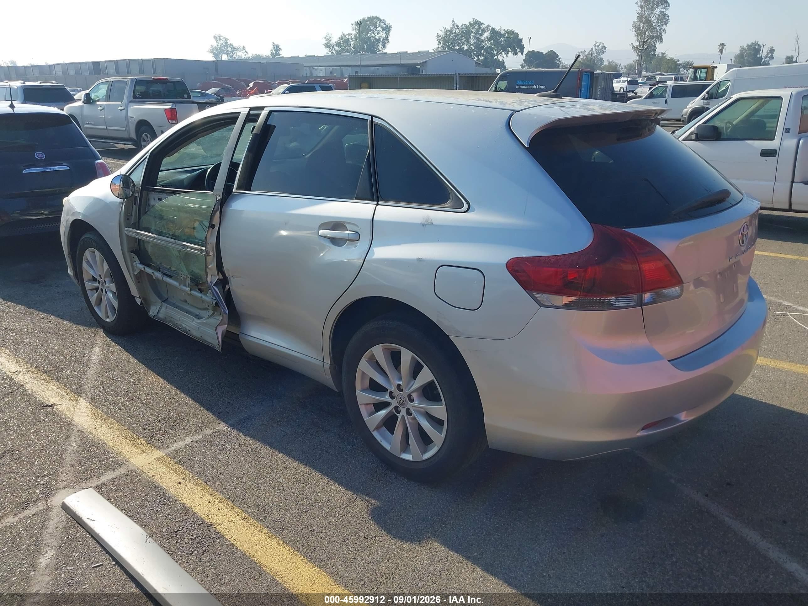 2013 Toyota Venza Le Silver vin: 4T3ZA3BB8DU069993
