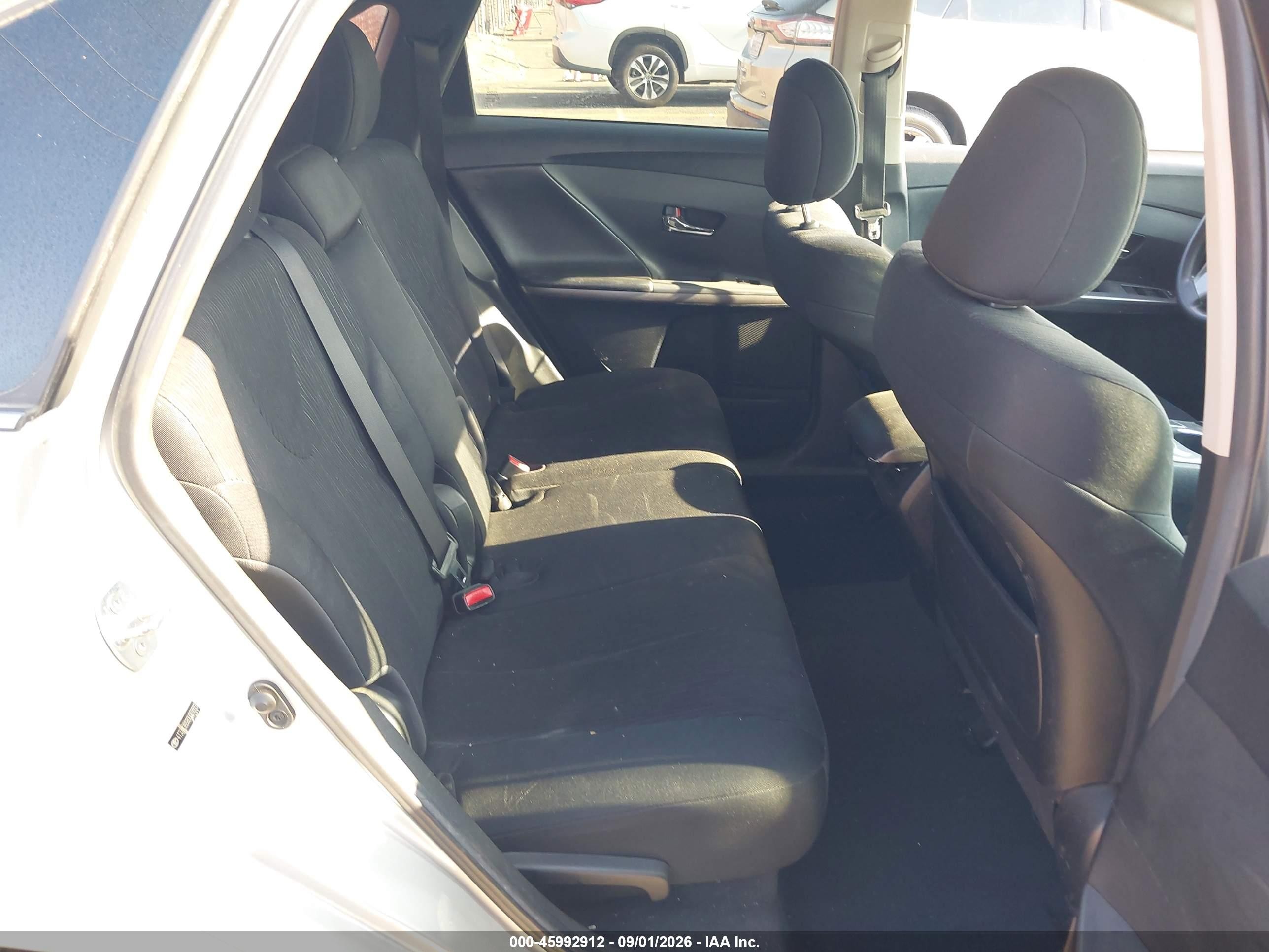 2013 Toyota Venza Le Silver vin: 4T3ZA3BB8DU069993