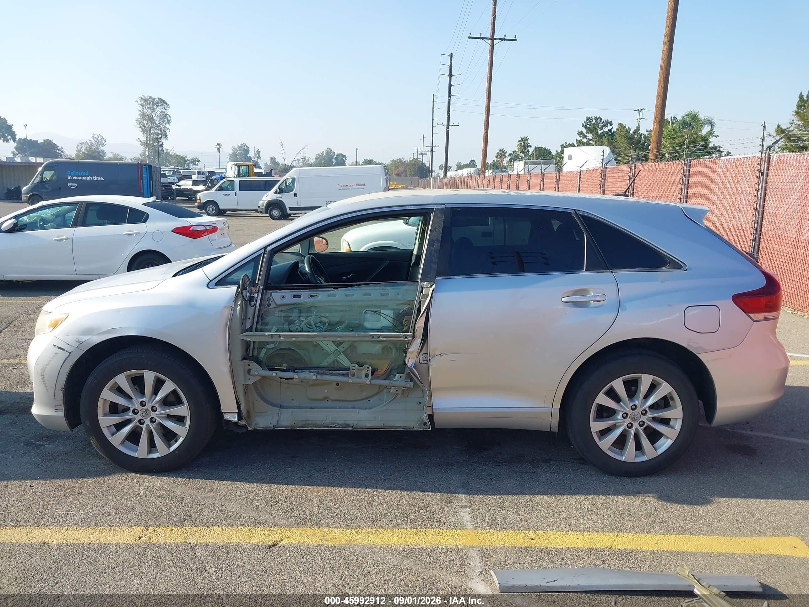 2013 Toyota Venza Le Silver vin: 4T3ZA3BB8DU069993