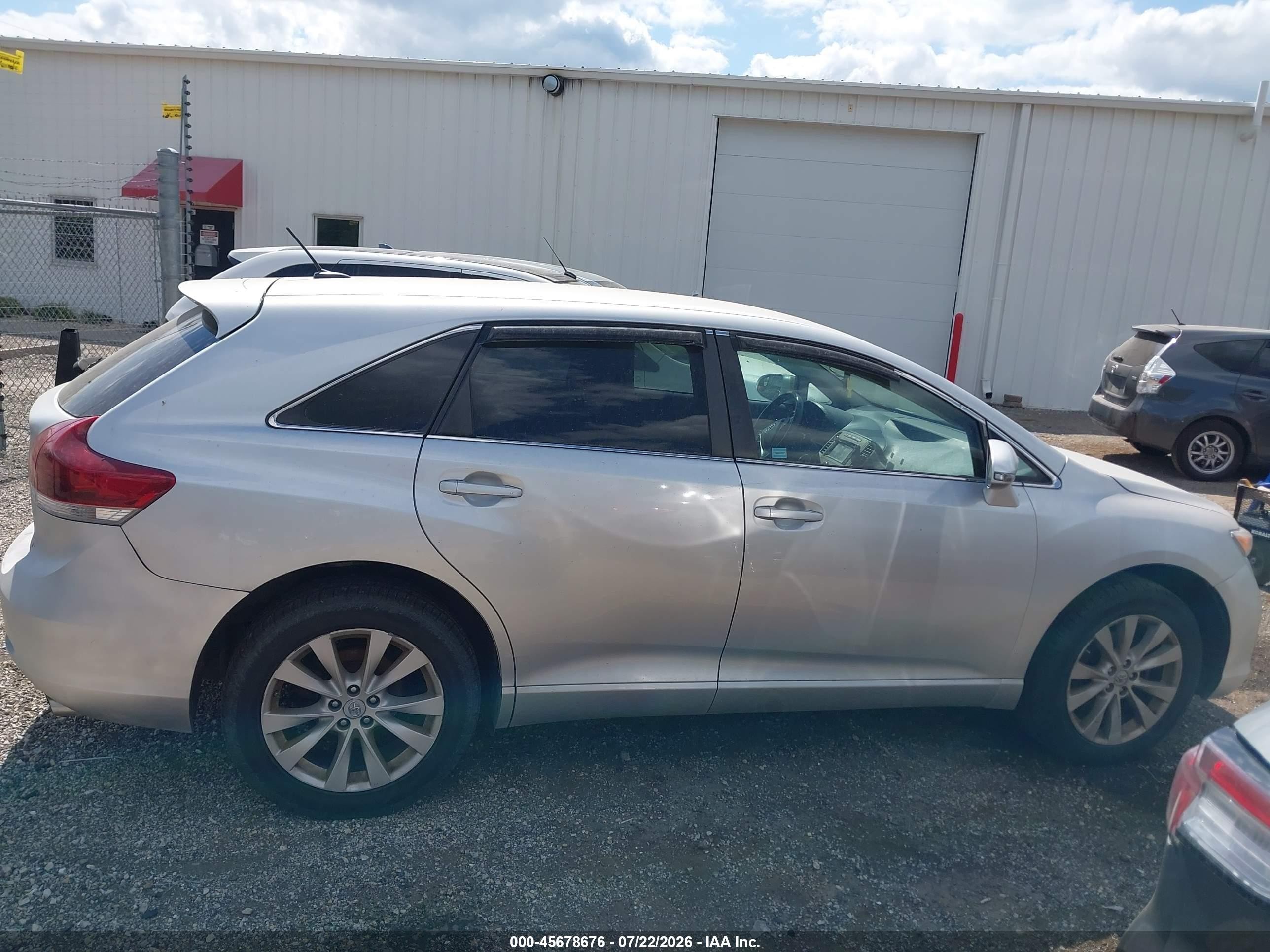 2013 Toyota Venza Le Серебряный vin: 4T3ZA3BB9DU074541