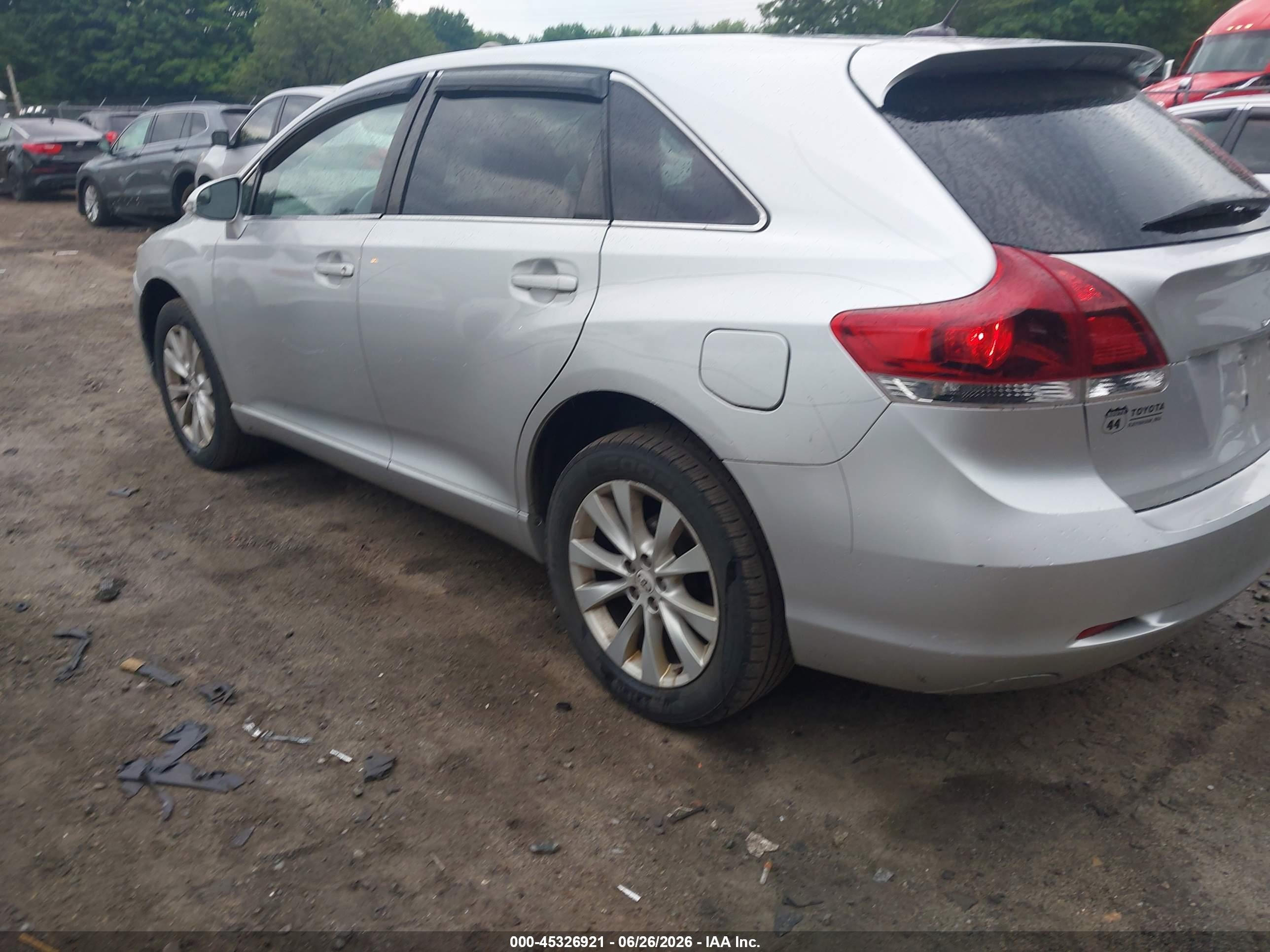 2013 Toyota Venza Le Silver vin: 4T3ZA3BB9DU074698