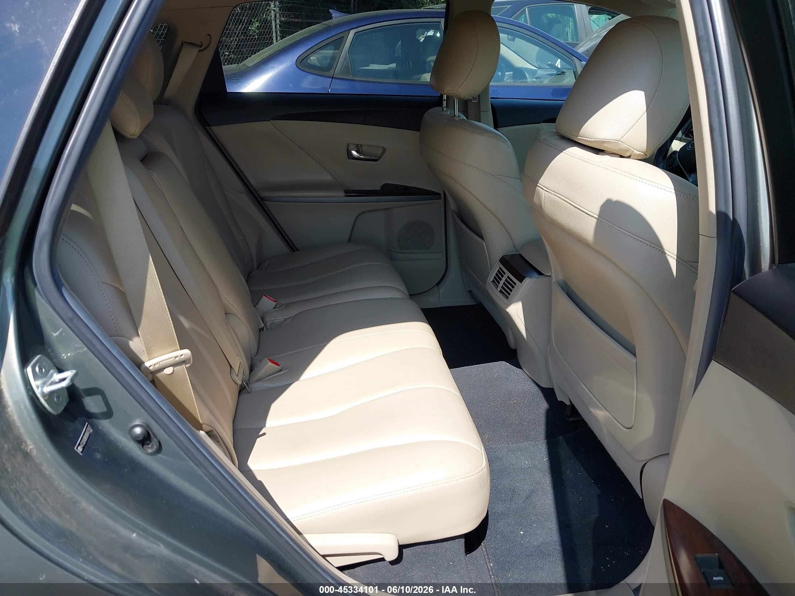 2013 Toyota Venza Le Gray vin: 4T3ZA3BB9DU077617