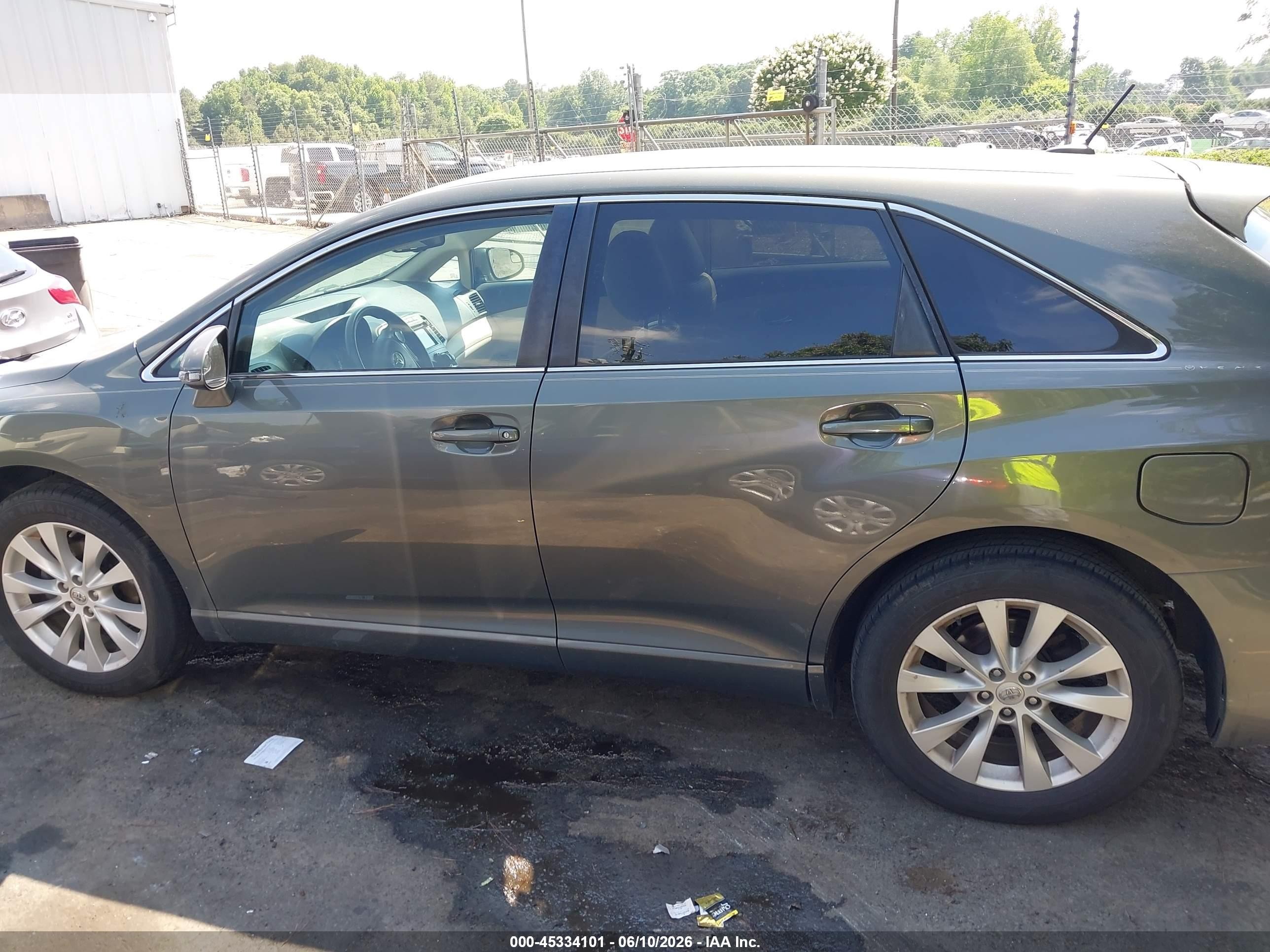 2013 Toyota Venza Le Gray vin: 4T3ZA3BB9DU077617
