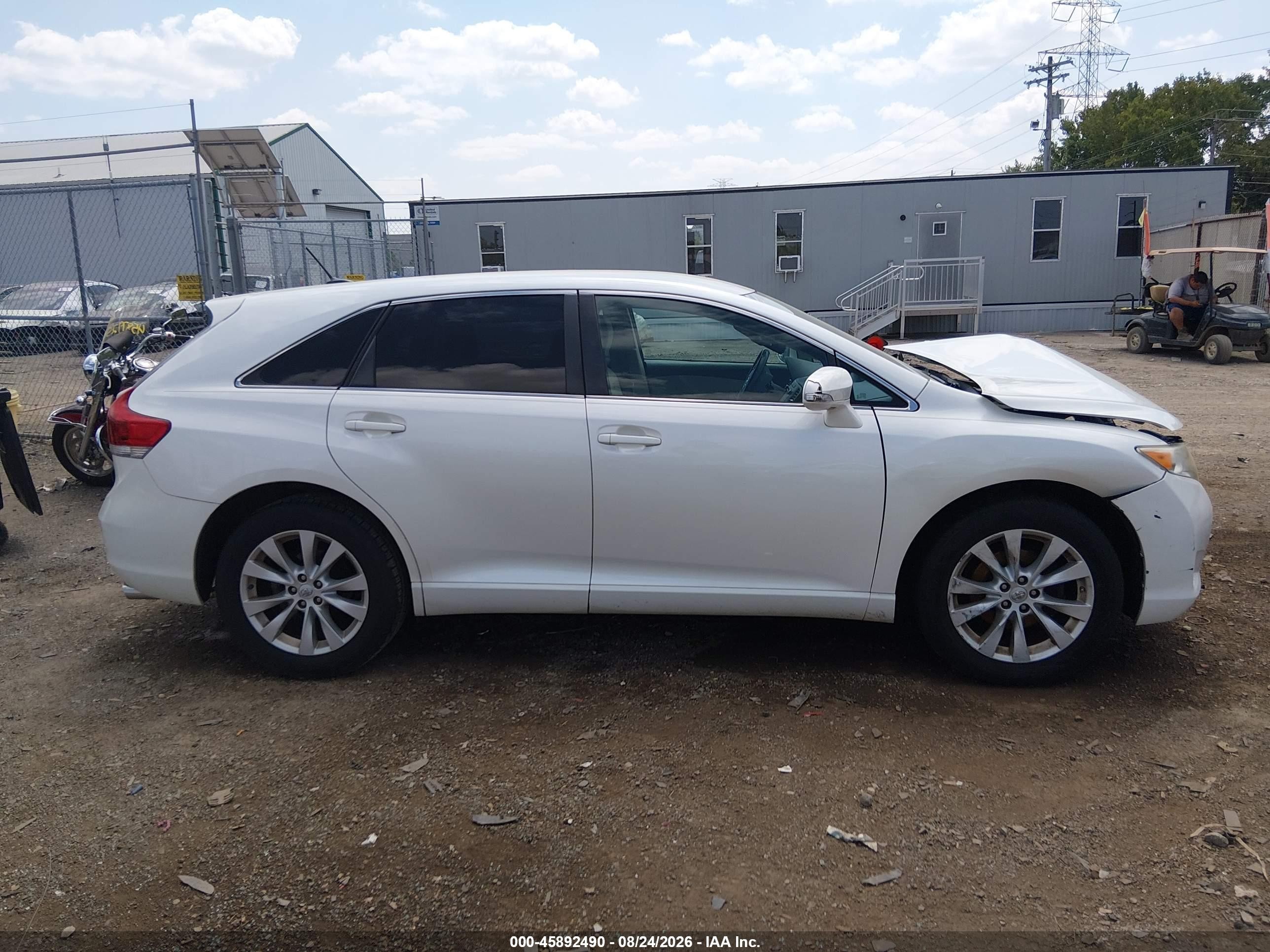 2014 Toyota Venza Le White vin: 4T3ZA3BB9EU087291