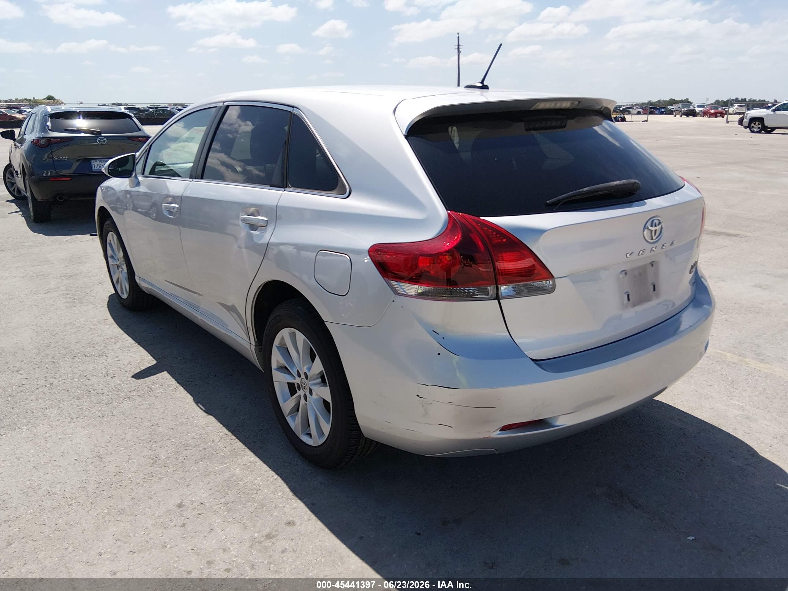 2014 Toyota Venza Le Silver vin: 4T3ZA3BB9EU089008
