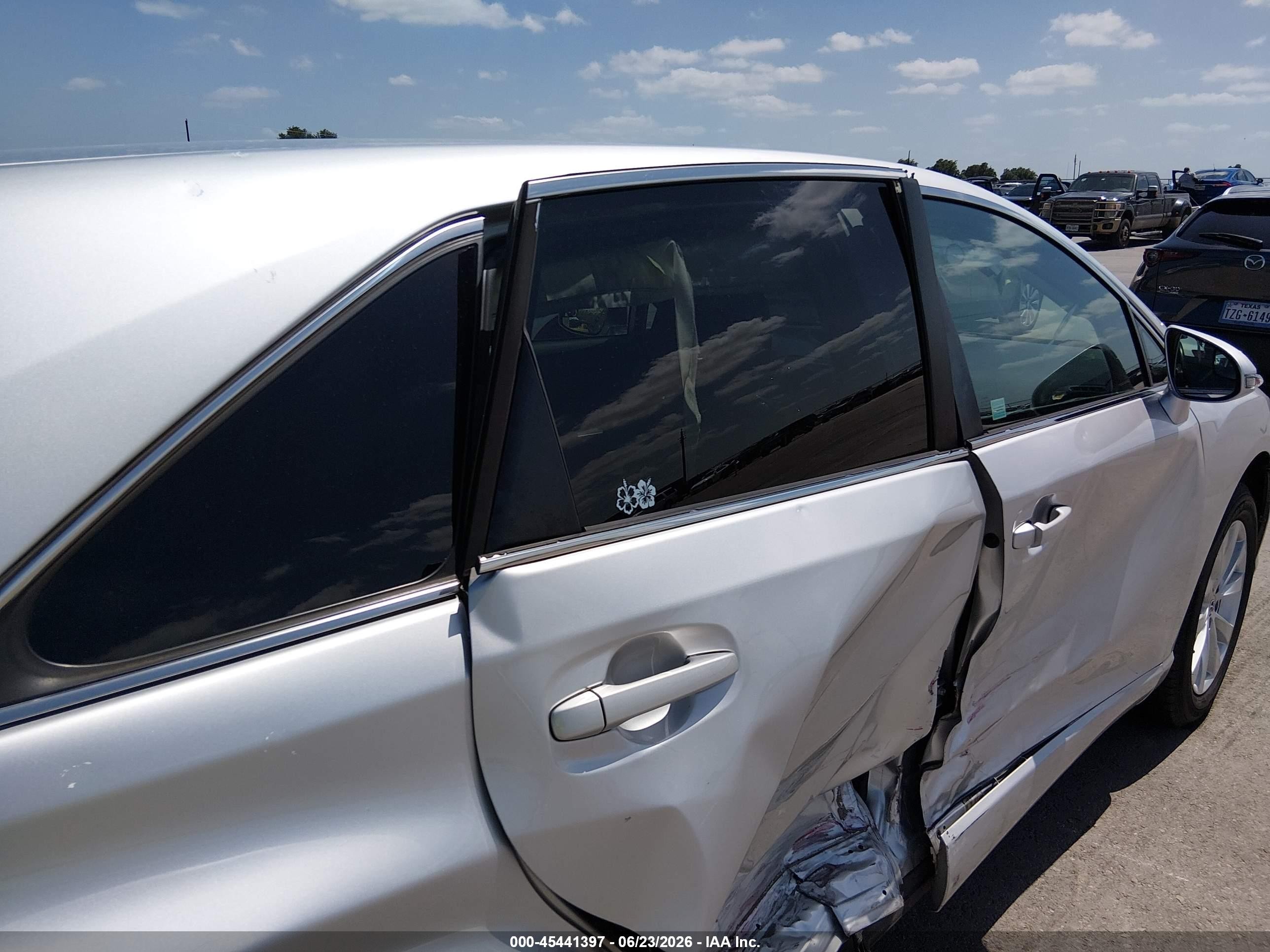 2014 Toyota Venza Le Silver vin: 4T3ZA3BB9EU089008