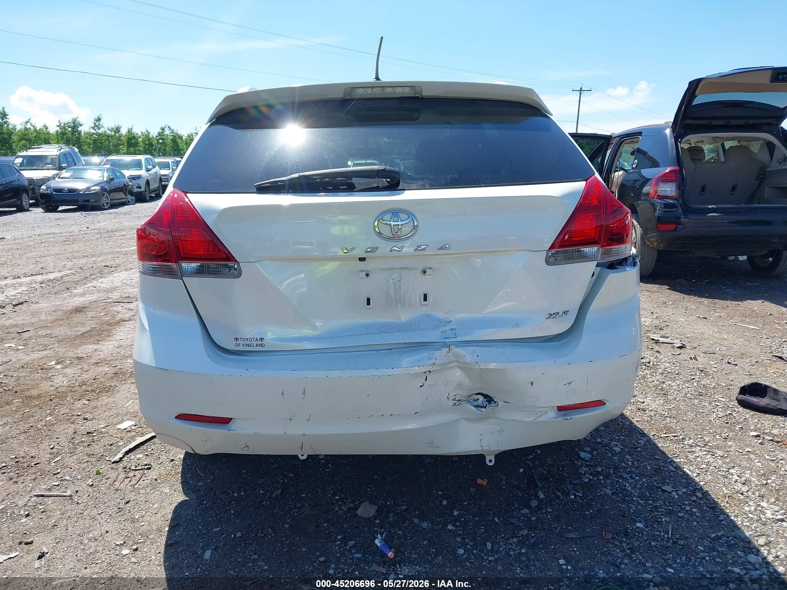 2015 Toyota Venza Le/xle White vin: 4T3ZA3BB9FU095313