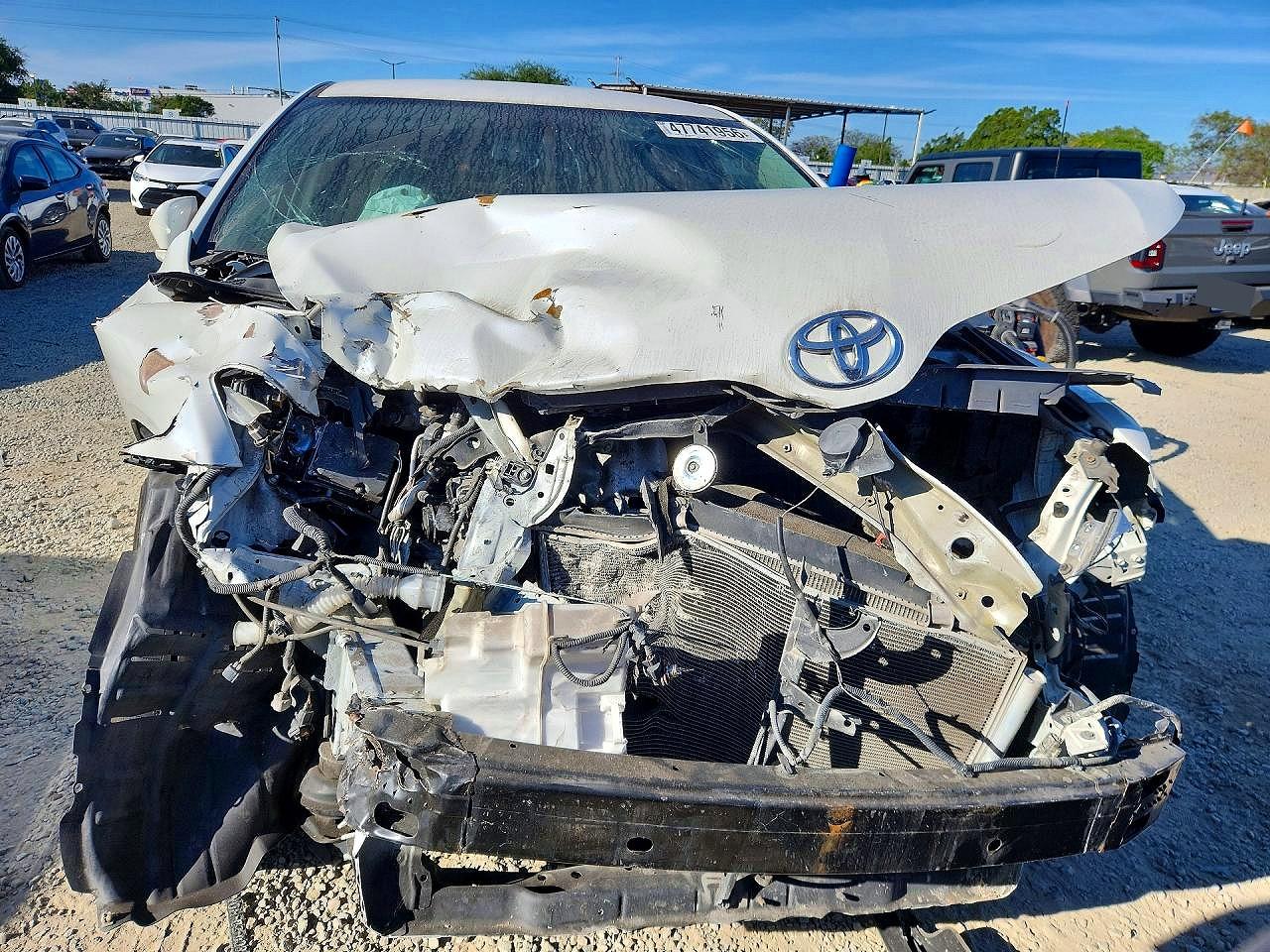 2013 Toyota Venza Le White vin: 4T3ZA3BBXDU063080