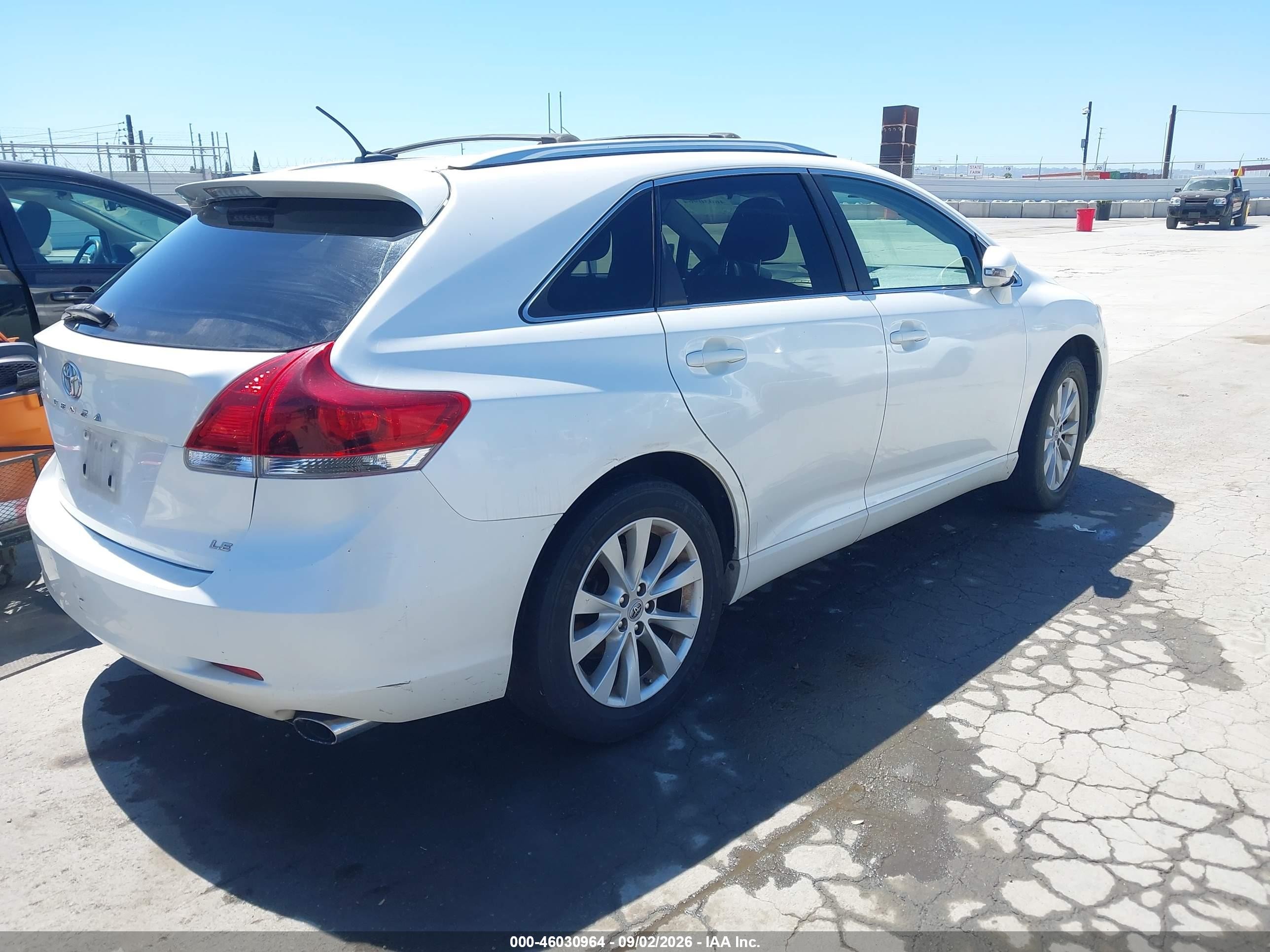 2013 Toyota Venza Le White vin: 4T3ZA3BBXDU072314