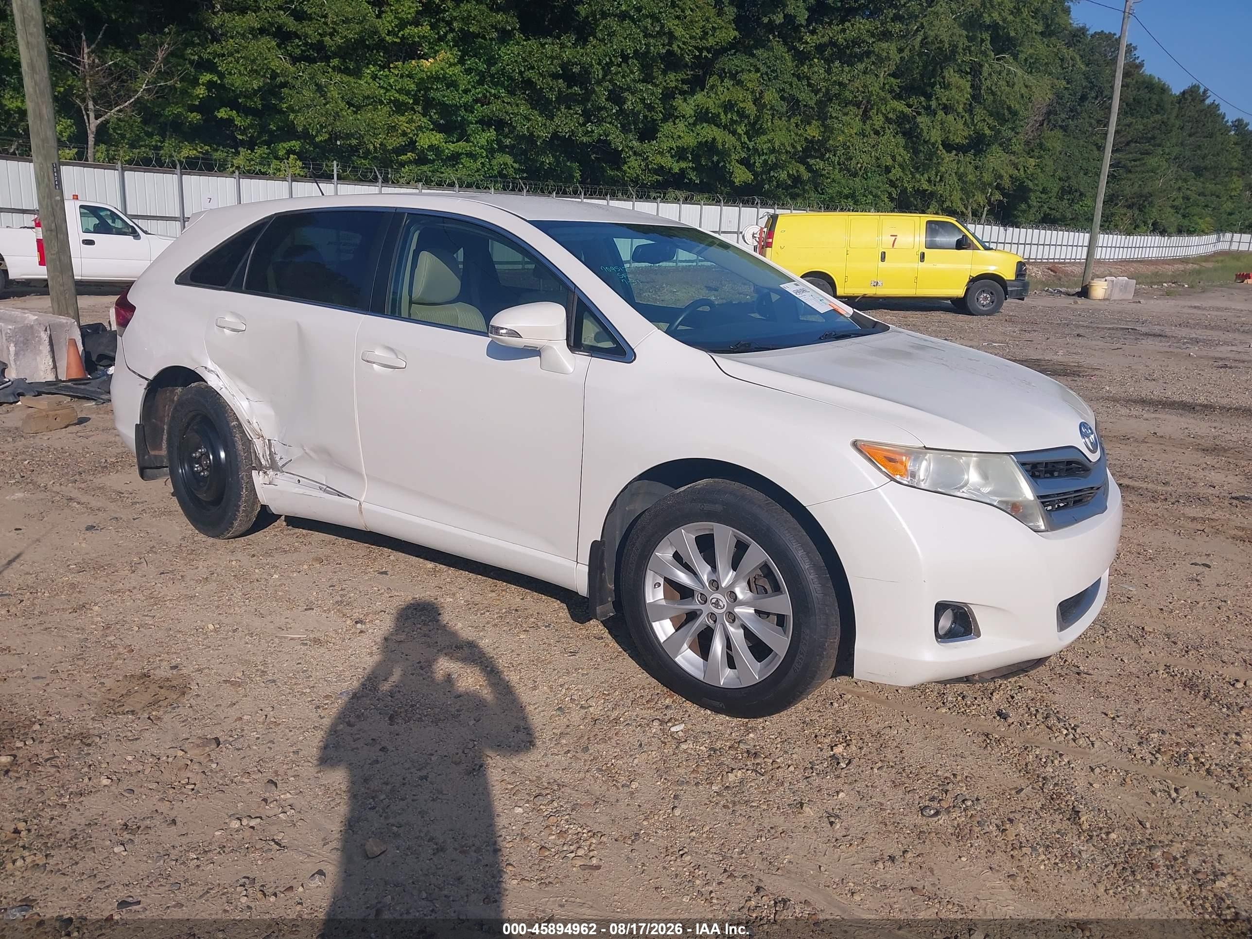 2013 Toyota Venza Le White vin: 4T3ZA3BBXDU073088