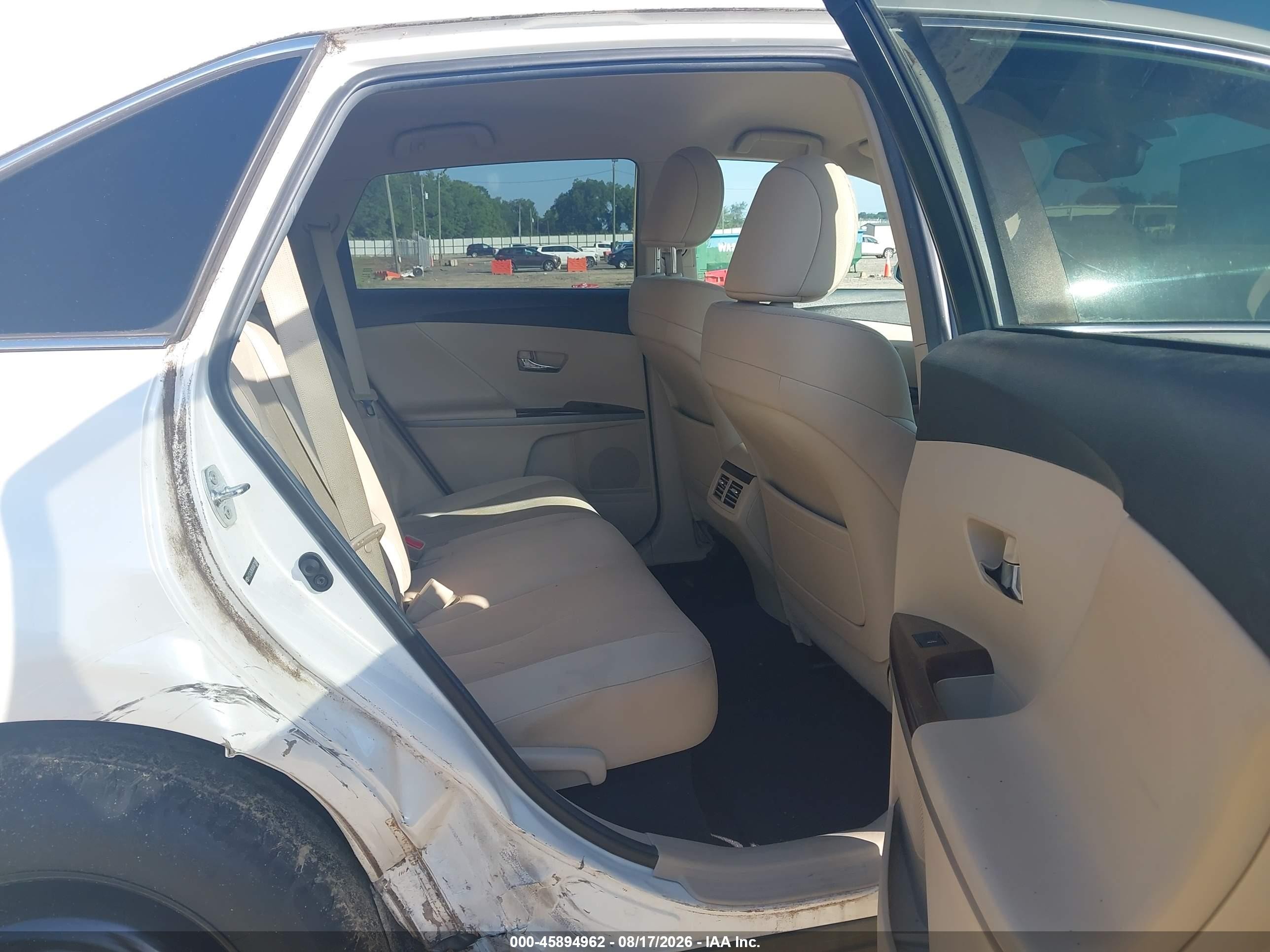 2013 Toyota Venza Le White vin: 4T3ZA3BBXDU073088