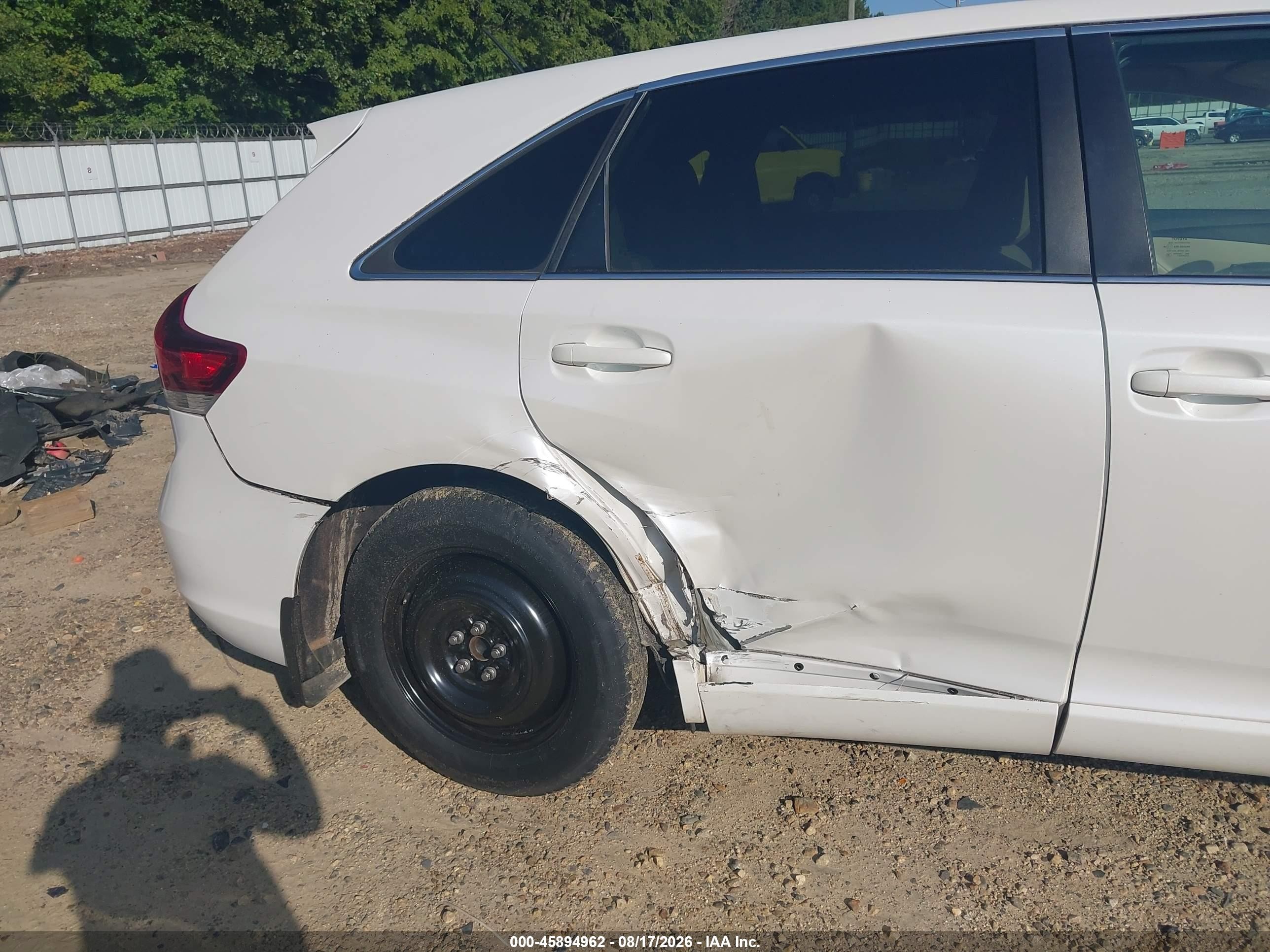 2013 Toyota Venza Le White vin: 4T3ZA3BBXDU073088