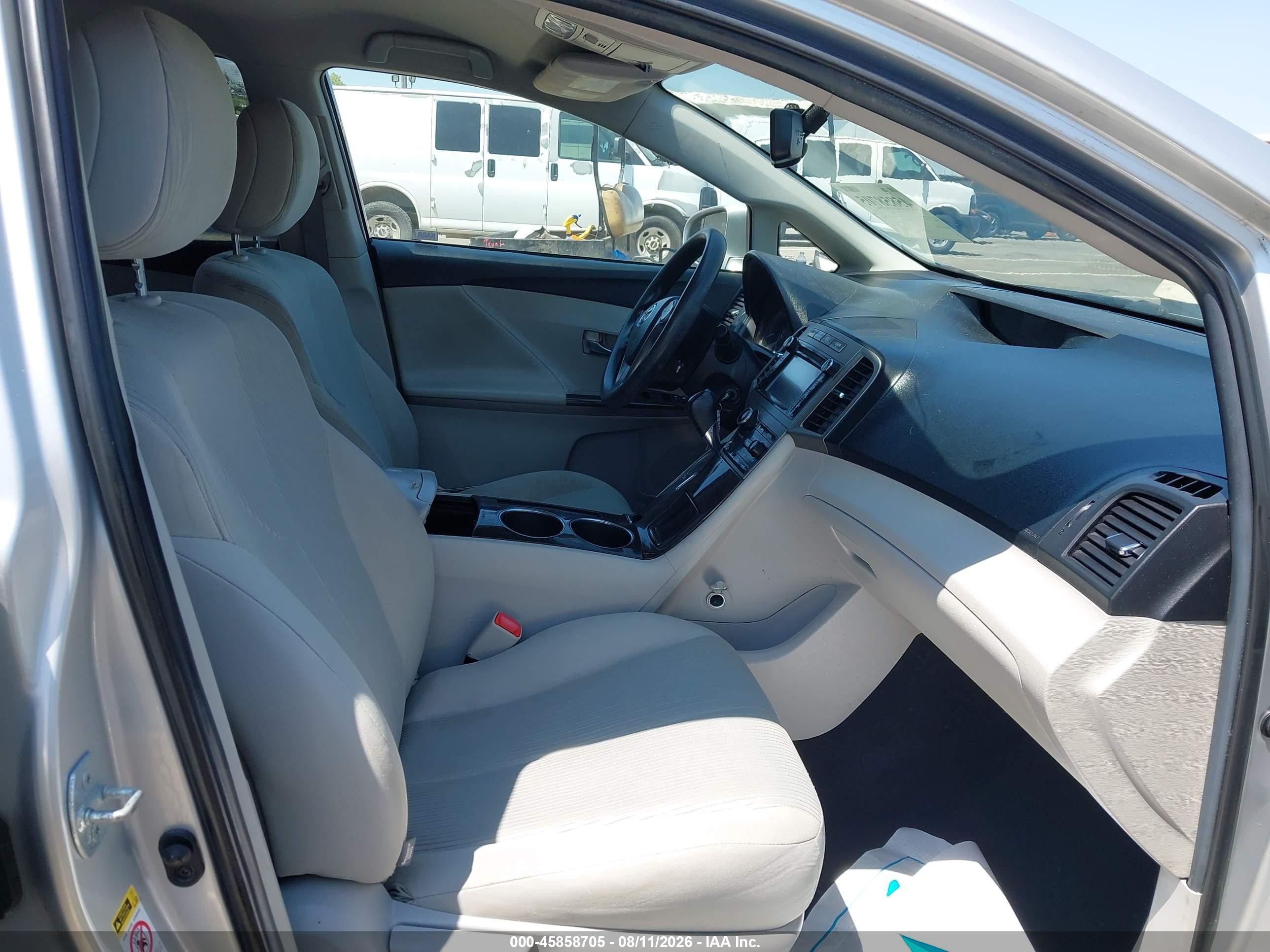2013 Toyota Venza Le Silver vin: 4T3ZA3BBXDU074497