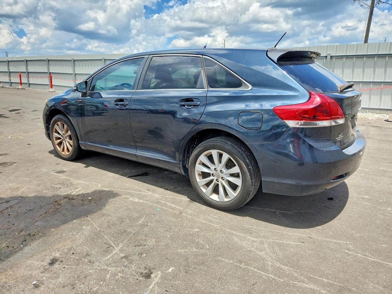 2015 Toyota Venza Le Blue vin: 4T3ZA3BBXFU095661