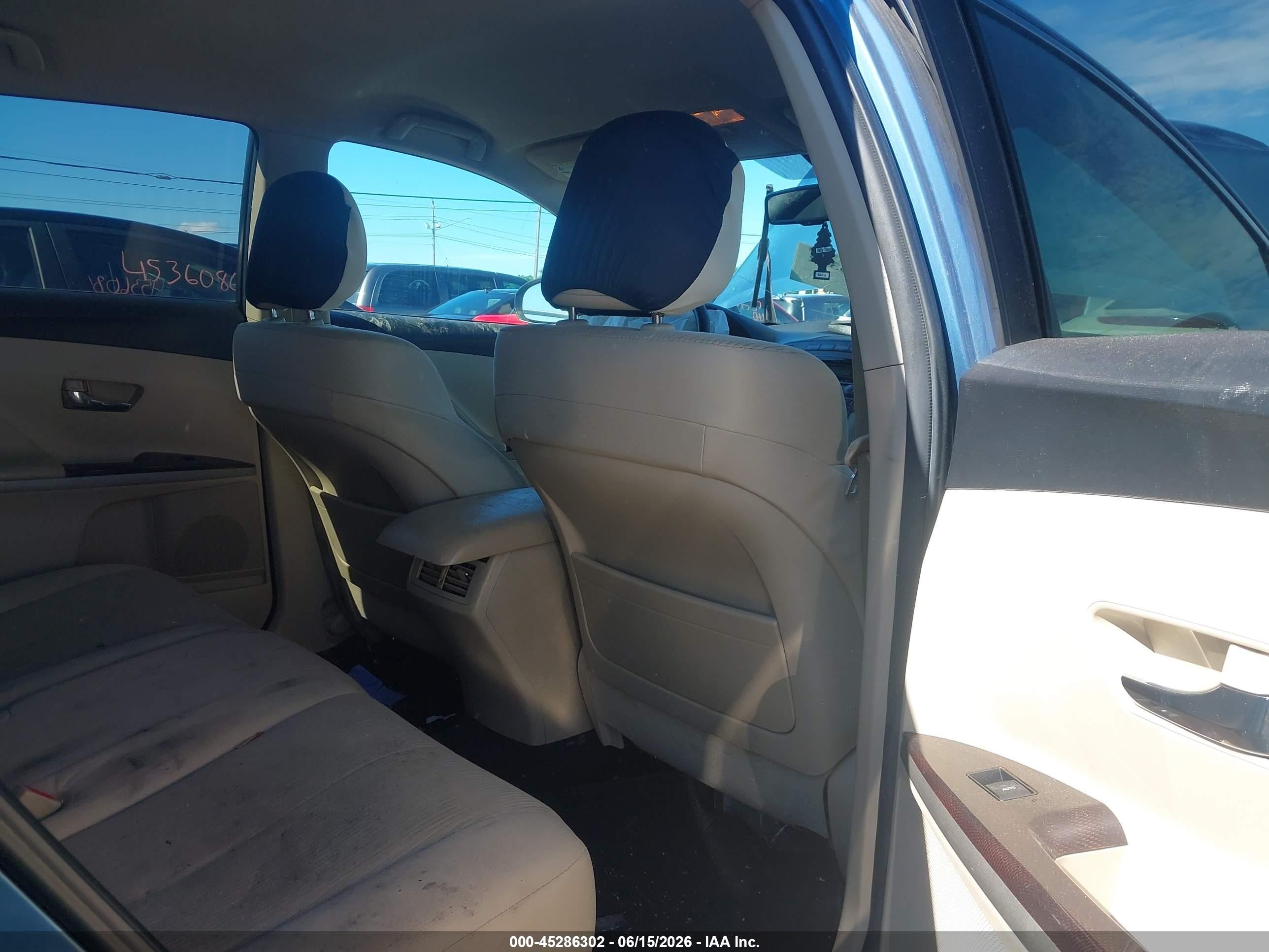 2009 Toyota Venza   Blue vin: 4T3ZE11A19U018490
