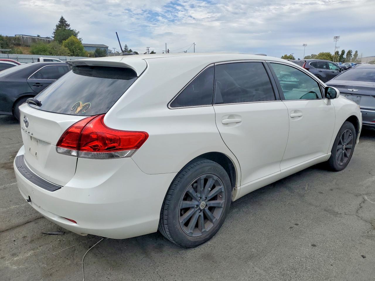 2009 Toyota Venza Fwd 4cyl White vin: 4T3ZE11A39U005269
