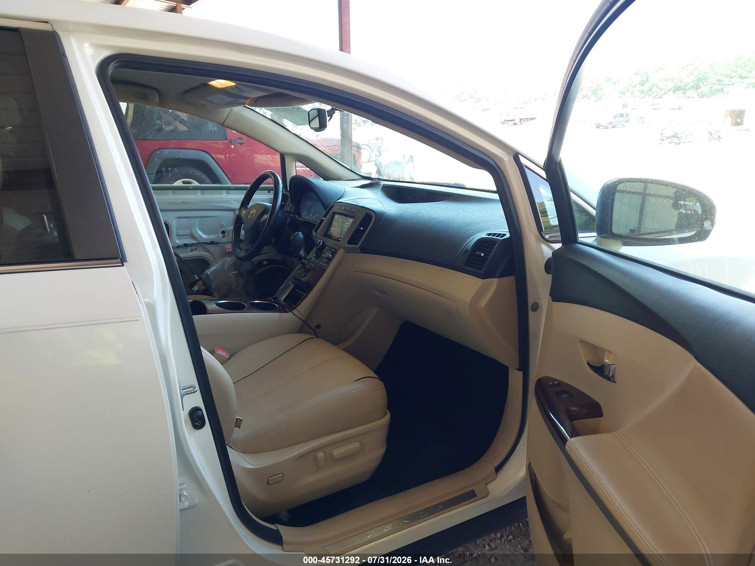2009 Toyota Venza   White vin: 4T3ZE11A39U007281