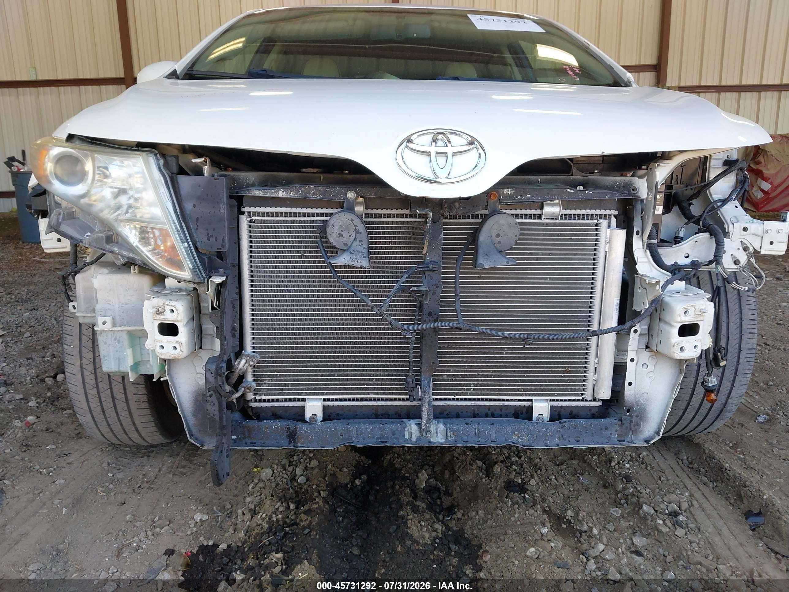 2009 Toyota Venza   White vin: 4T3ZE11A39U007281