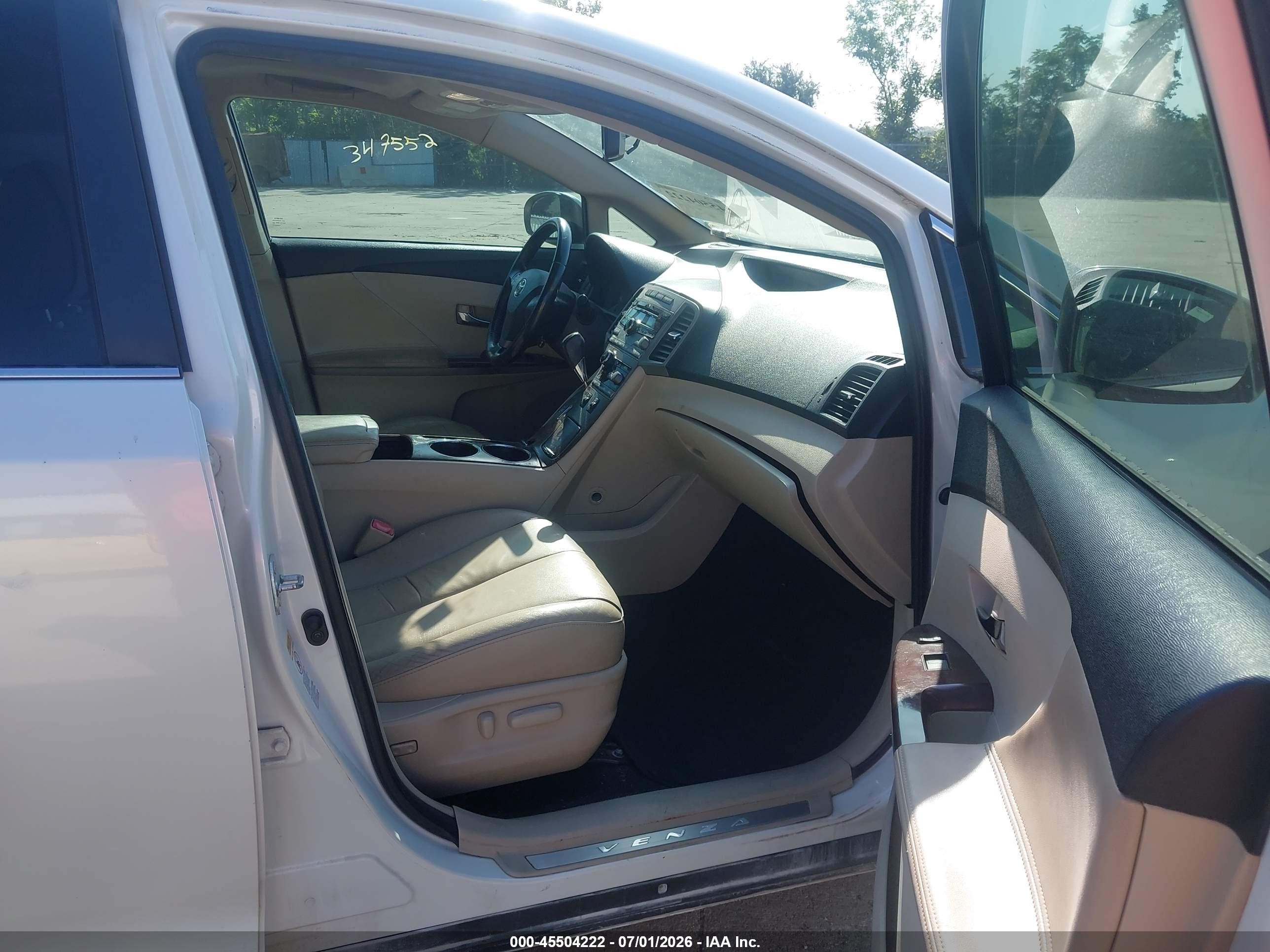 2009 Toyota Venza   White vin: 4T3ZE11A39U013050
