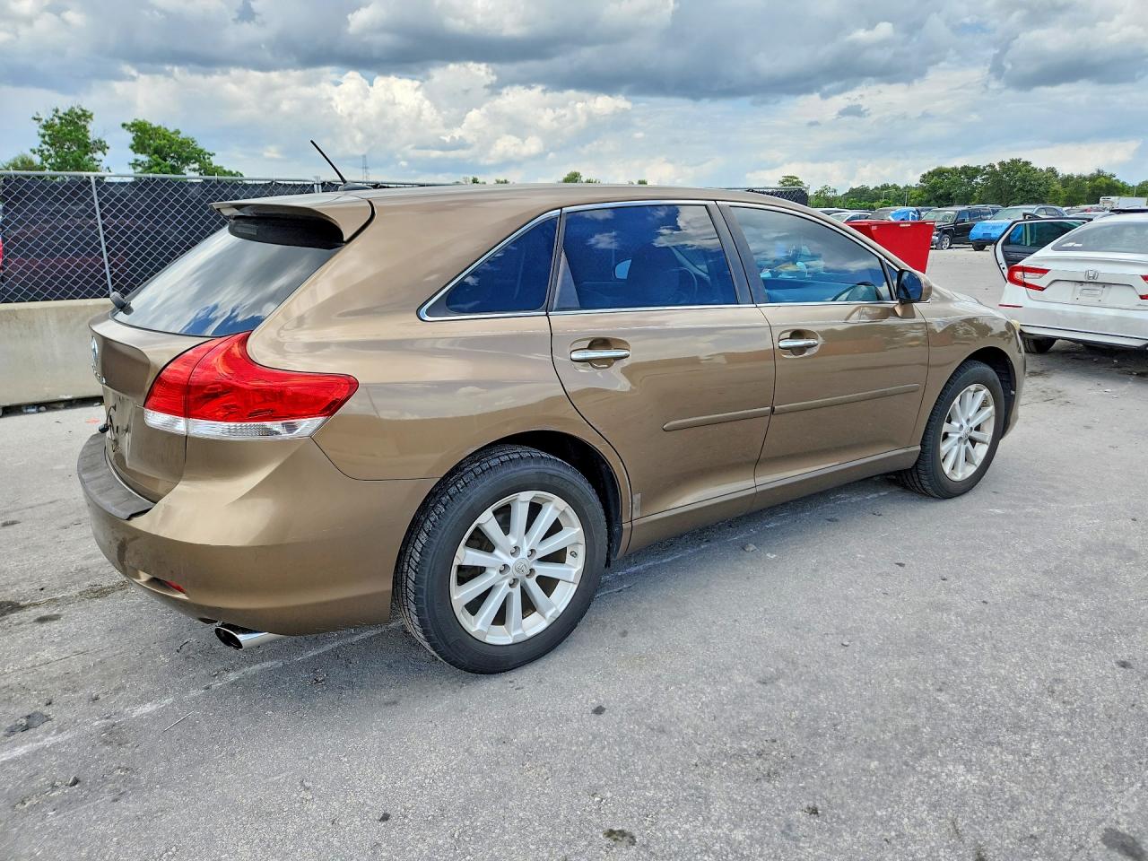 2009 Toyota Venza Fwd 4cyl Gold vin: 4T3ZE11A39U017146