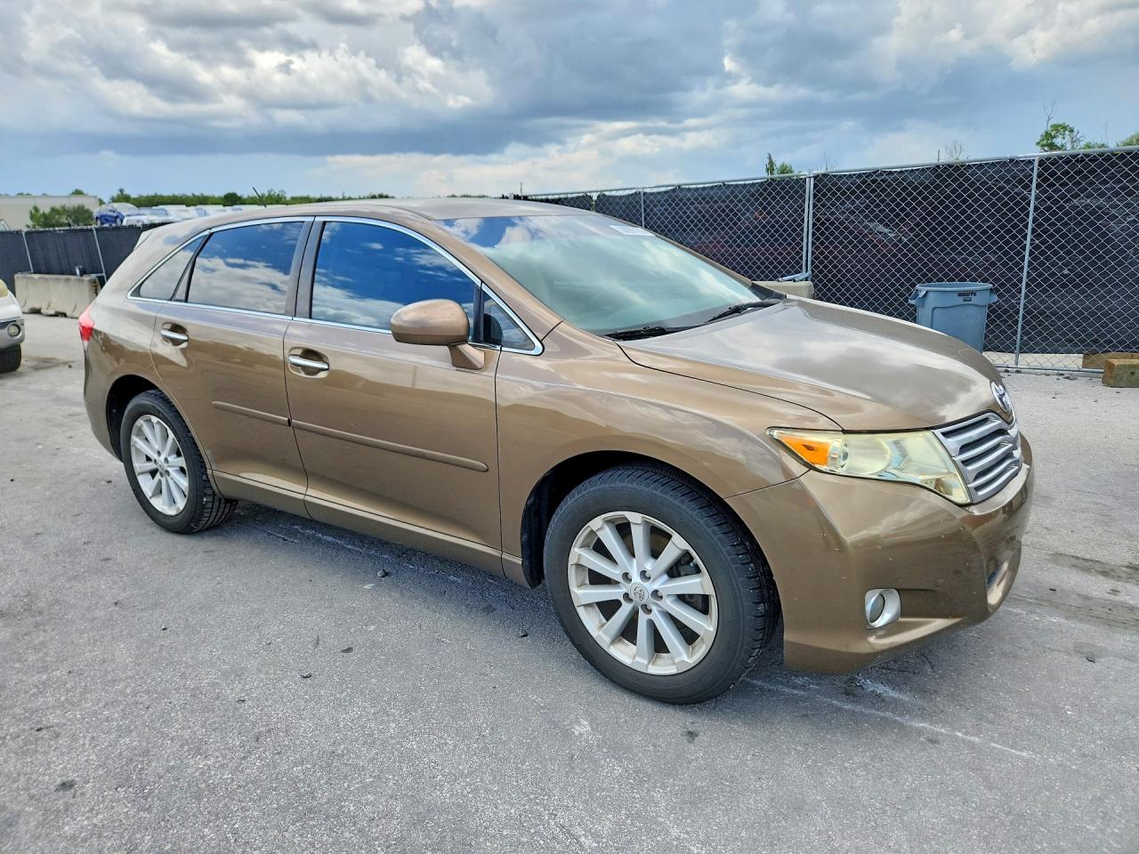 2009 Toyota Venza Fwd 4cyl Gold vin: 4T3ZE11A39U017146