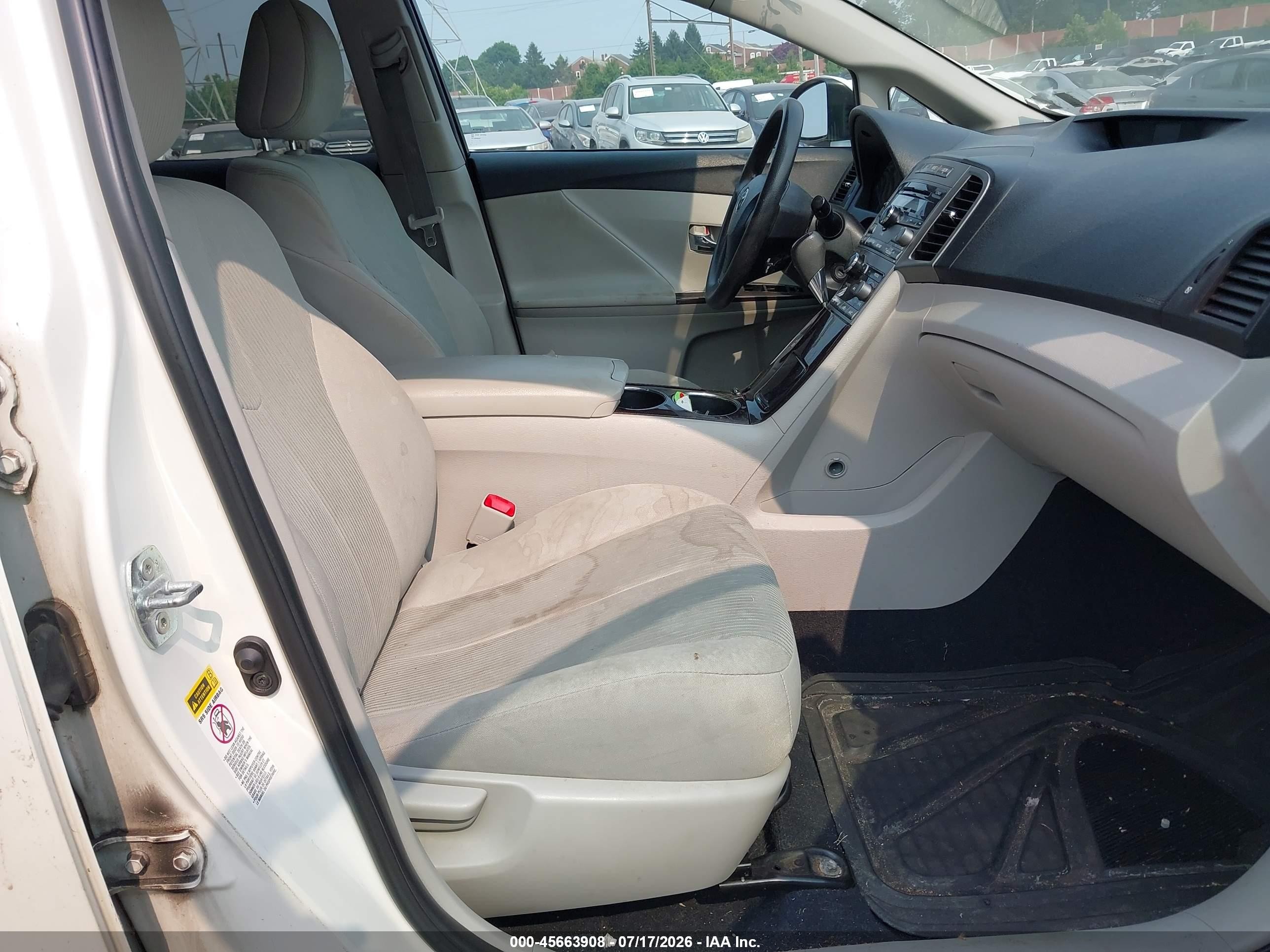2009 Toyota Venza   White vin: 4T3ZE11A49U016572